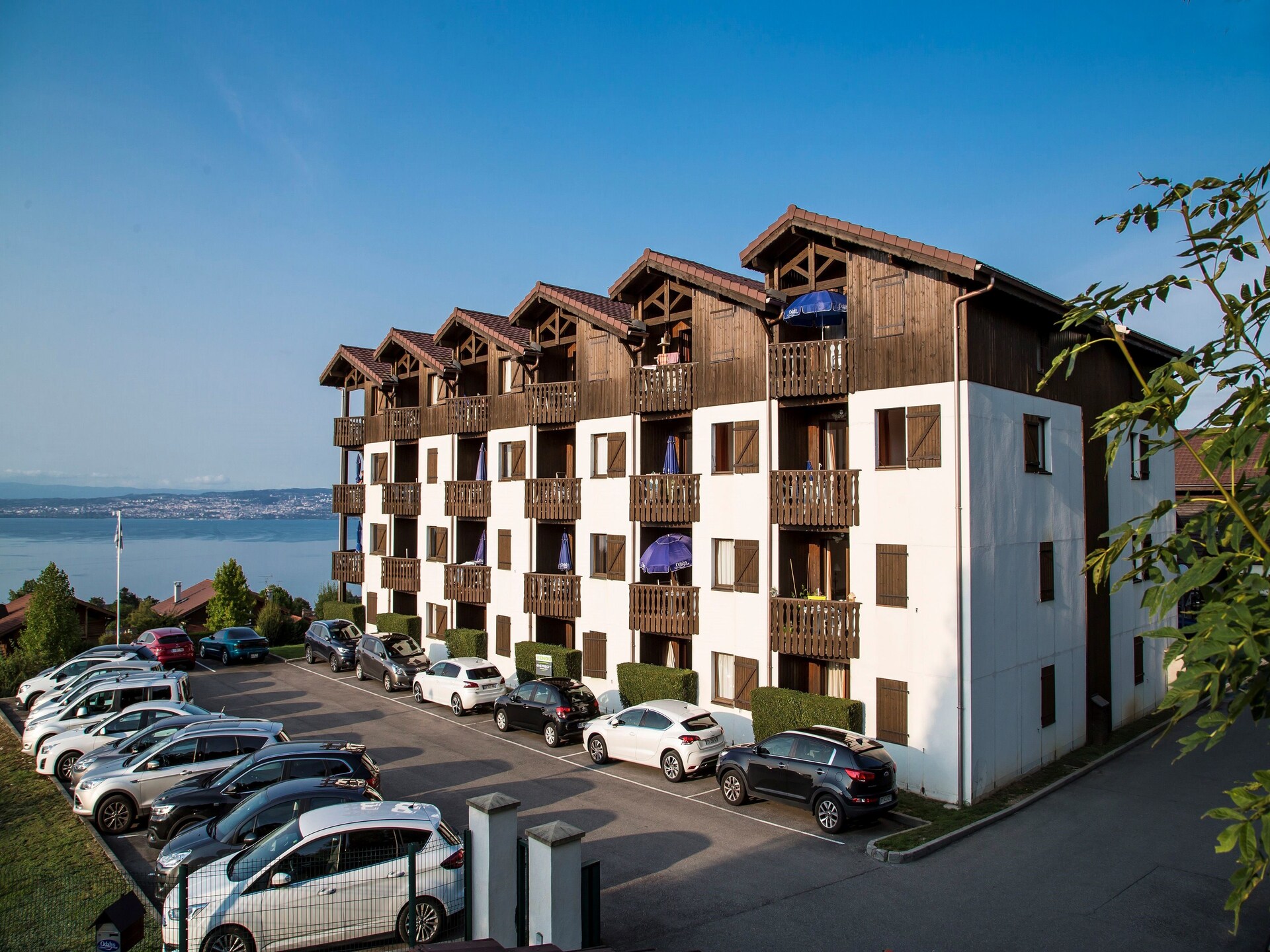 Knus appartement voor 5 bij Évian-les-Bains met zwembad en uitzicht op de Alpen - foto 12