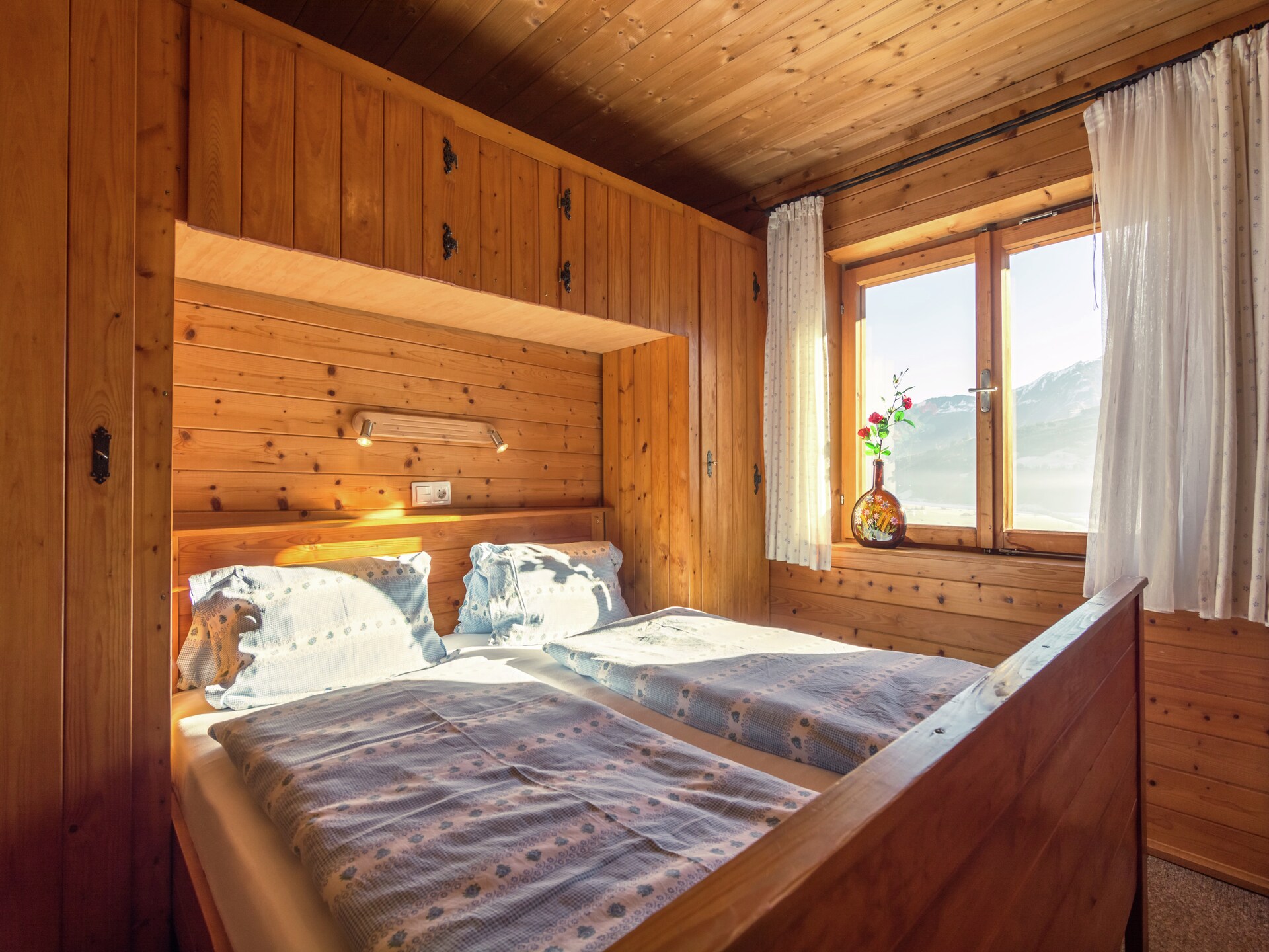 Centraal gelegen chalet aan de piste in Piesendorf - foto 12