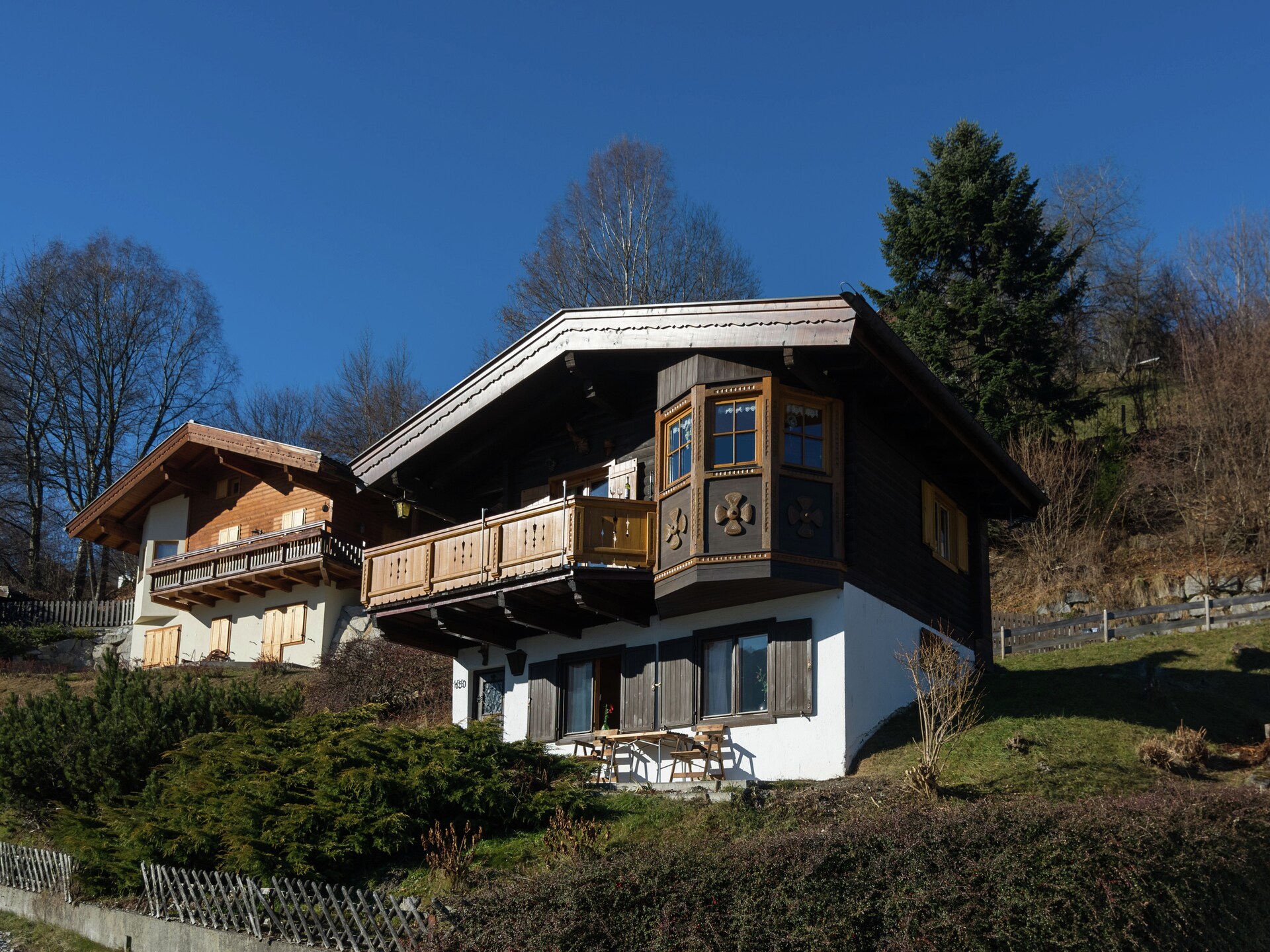 Centraal gelegen chalet aan de piste in Piesendorf - foto 1