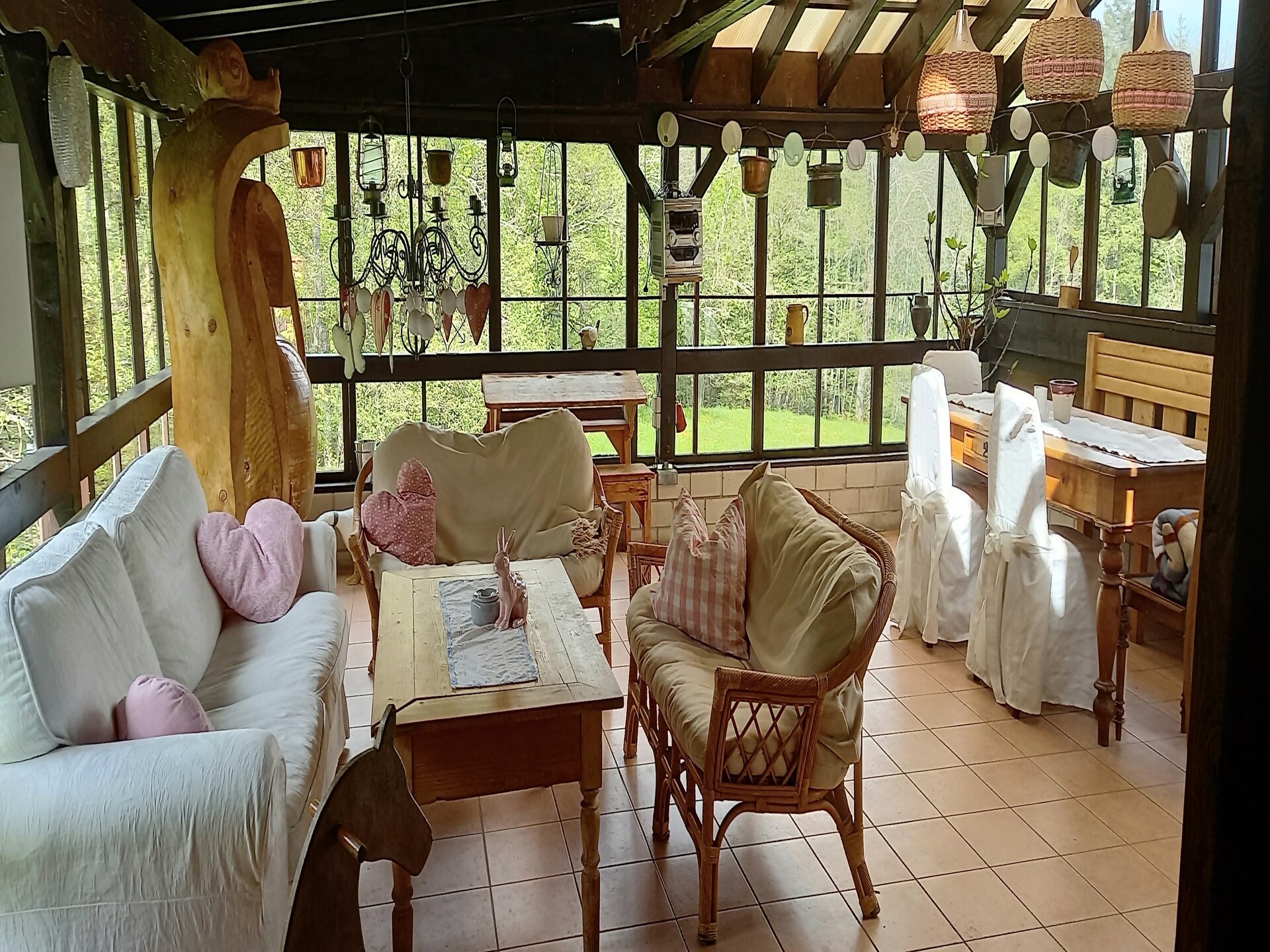 Licht appartement in voormalig boswachtershuis op 900m hoogte in Dachsberg - foto 9
