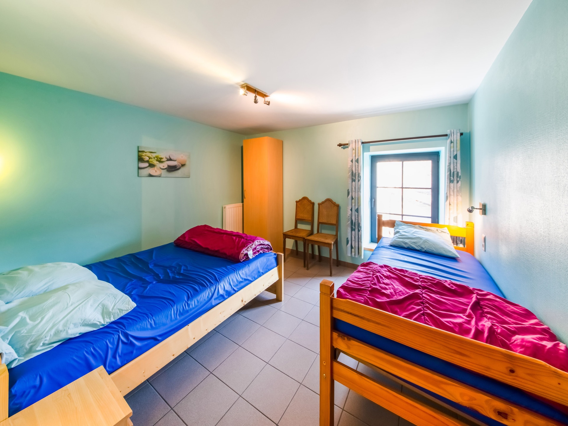 Ruim landhuis voor 15 personen aan de bosrand in Han-sur-Lesse, 100m van centrum - foto 7