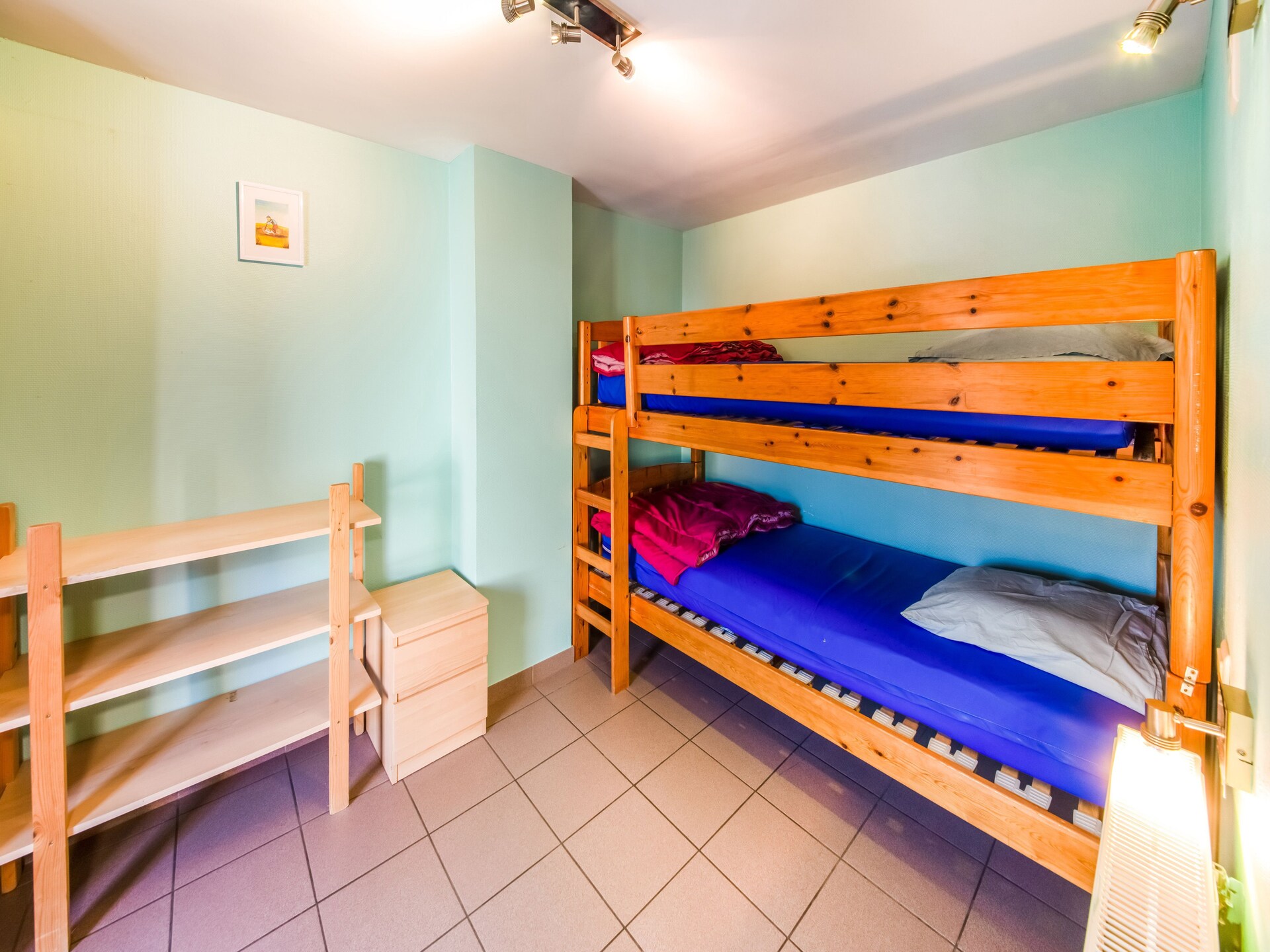 Ruim landhuis voor 15 personen aan de bosrand in Han-sur-Lesse, 100m van centrum - foto 13