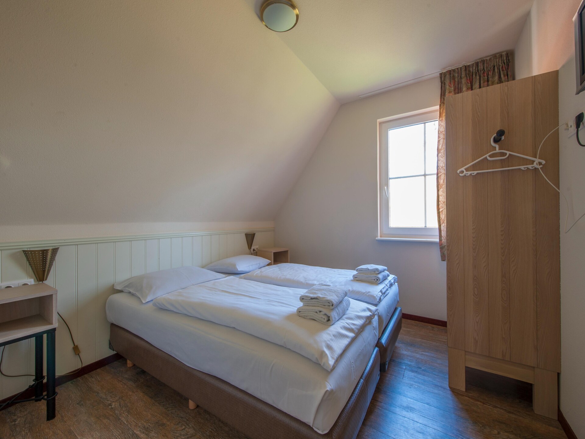 Ruime 12-persoons villa met tuin en sauna in Ferienresort Bad Bentheim - foto 4