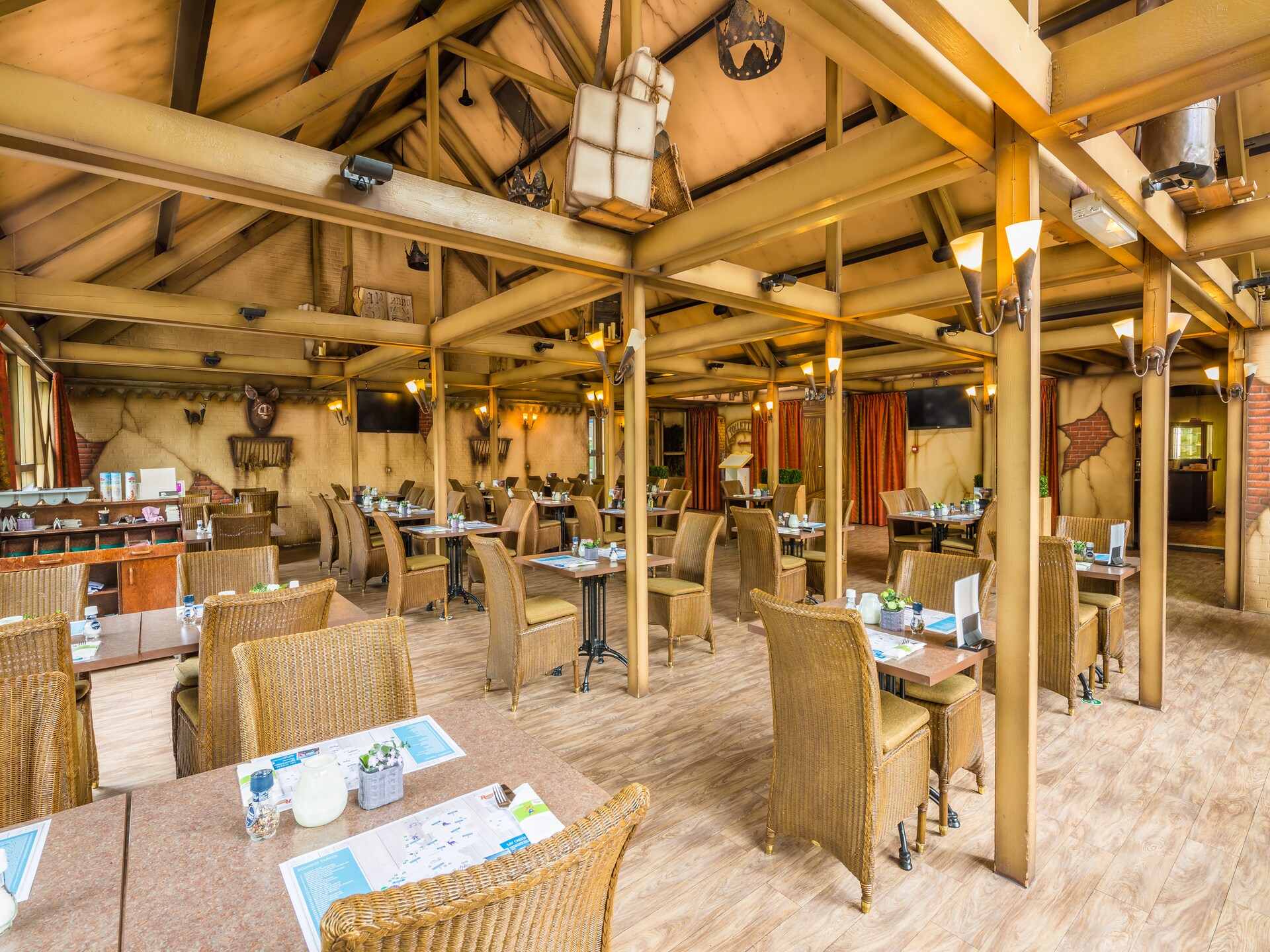 Luxe bungalow met bubbelbad in groen vakantiepark Klein Vink, Arcen - foto 5