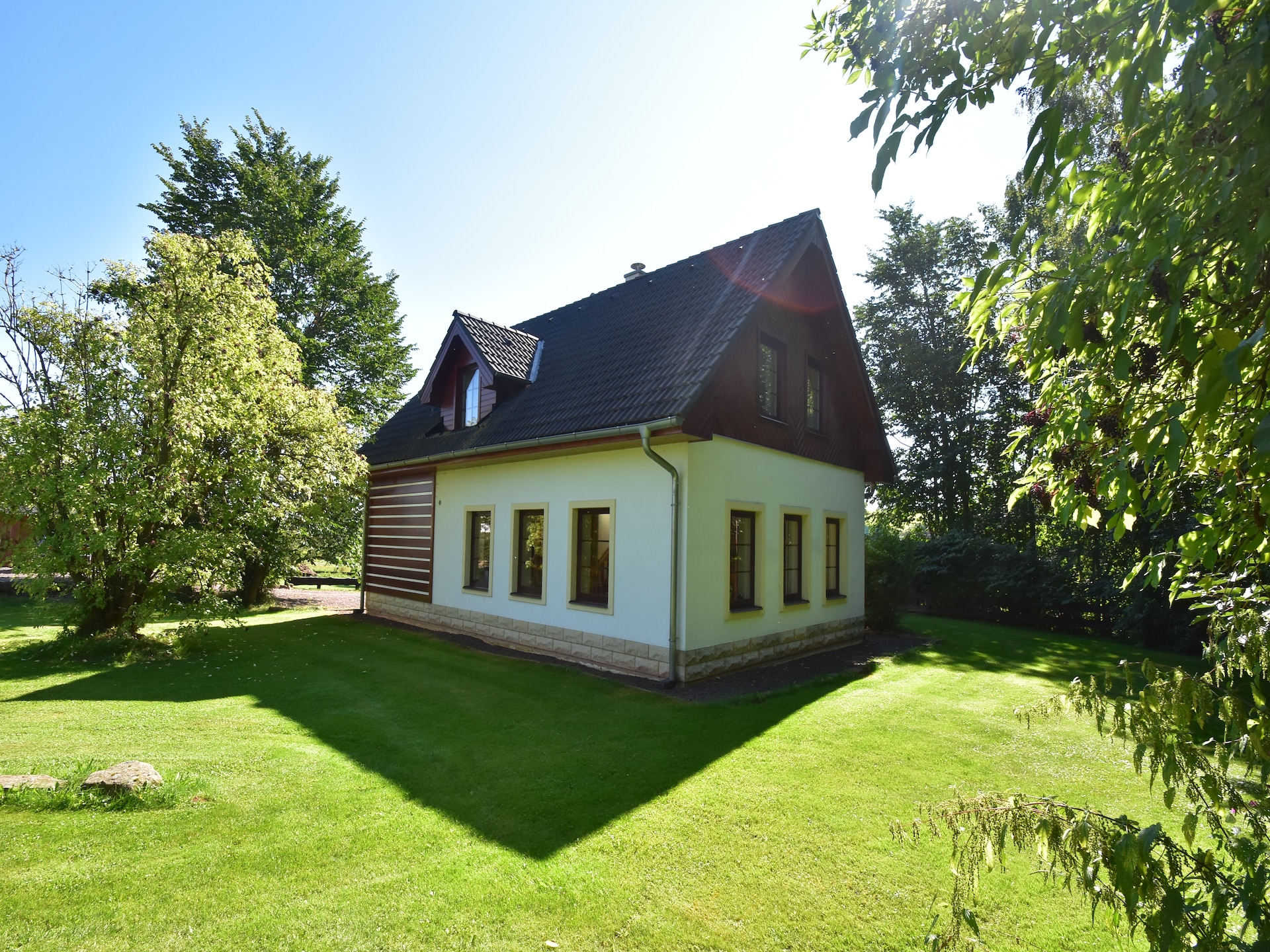 Centrum op 1,0 km: Luxe vakantiehuis in Bozanov aan de piste - foto 22