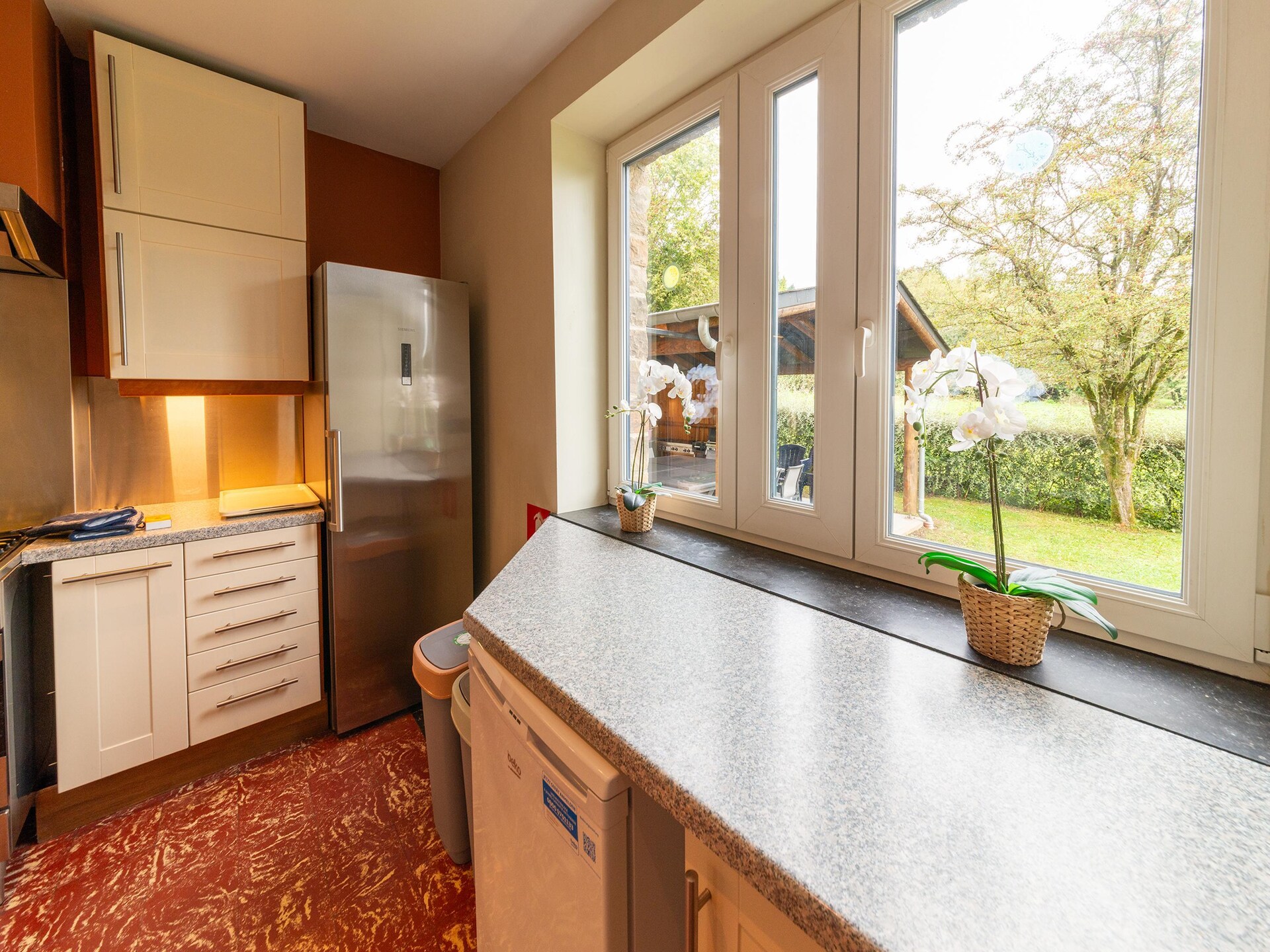 Groepslandhuis Aux Quatre Saisons met bubbelbad en speelkamer in Ferrières - foto 11