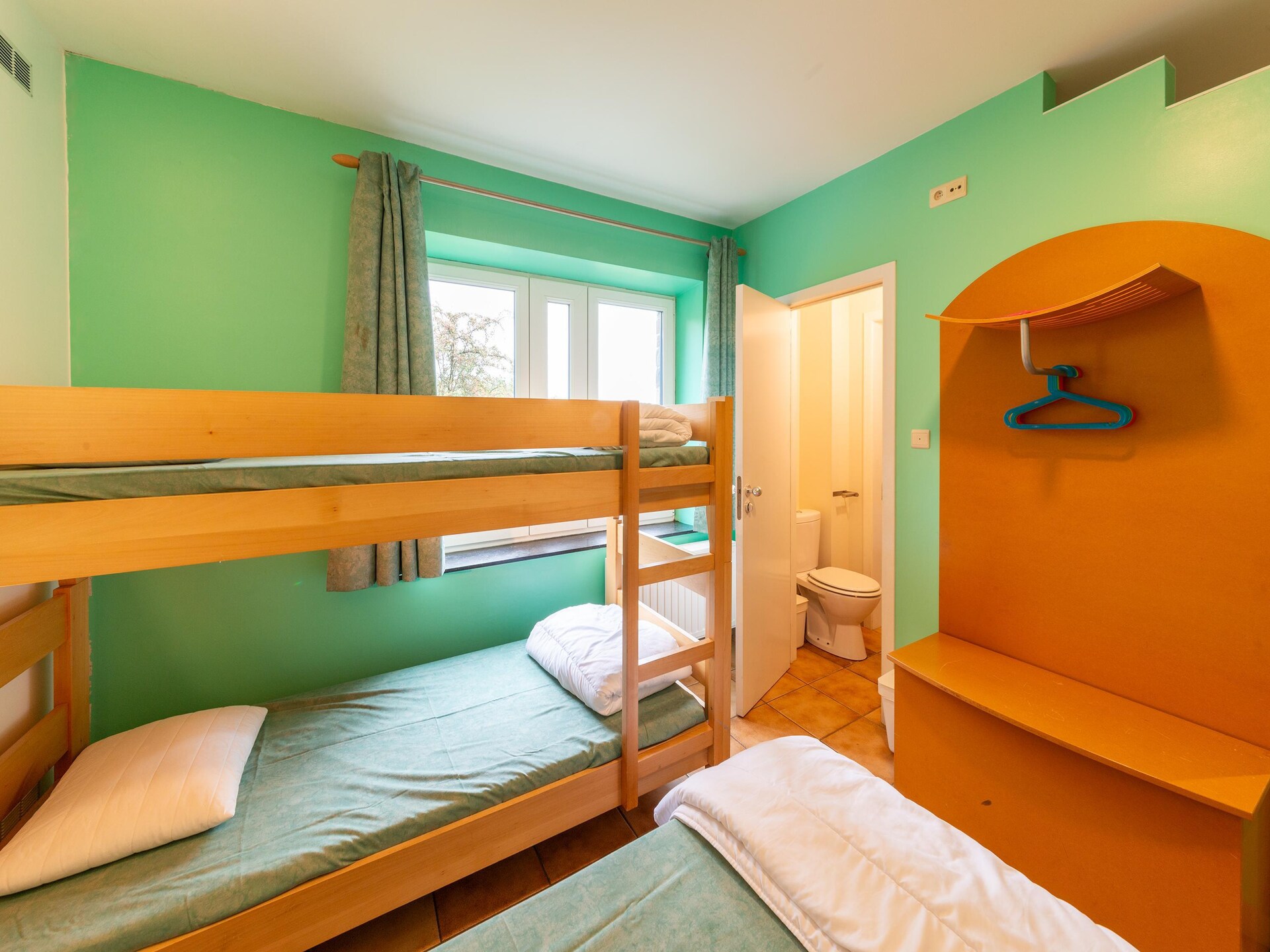 Groepslandhuis Aux Quatre Saisons met bubbelbad en speelkamer in Ferrières - foto 20