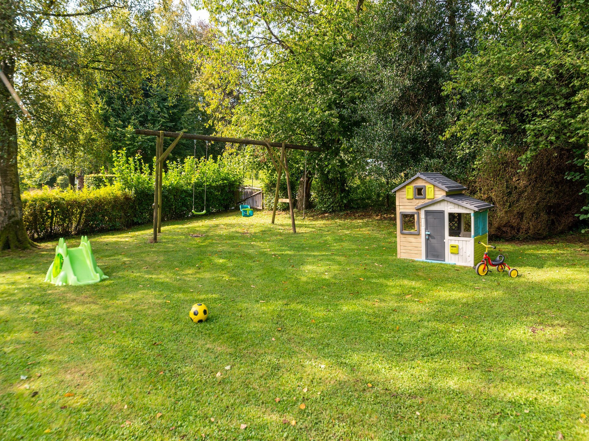 Groepslandhuis Aux Quatre Saisons met bubbelbad en speelkamer in Ferrières - foto 18