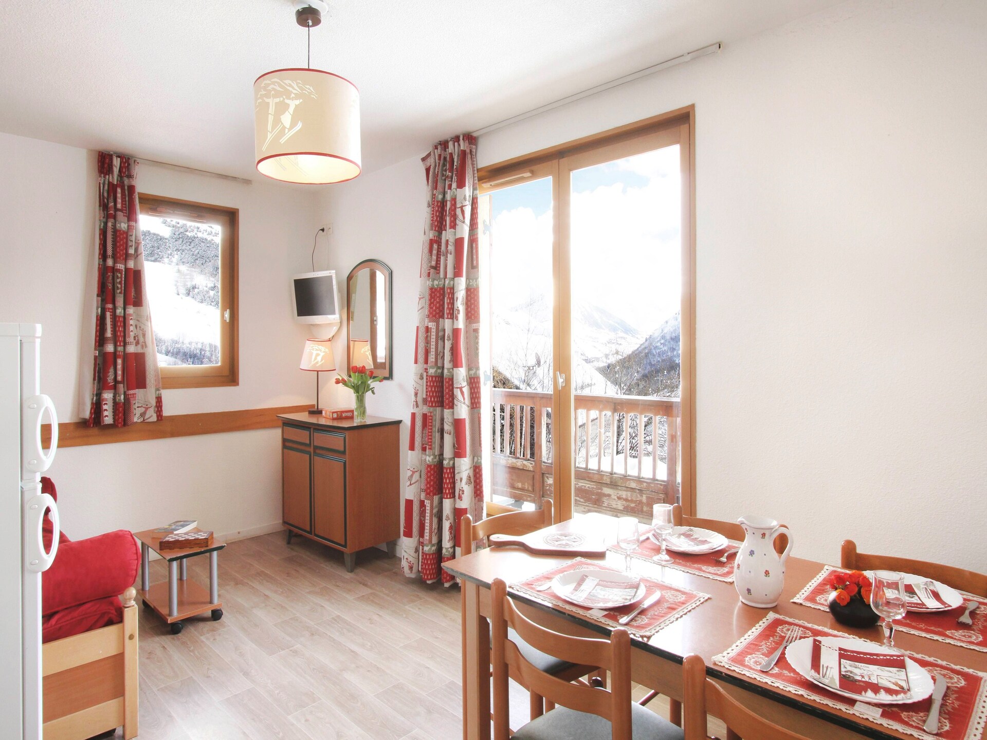 Knus appartement aan de piste in St. Sorlin d'Arves met zwembad - foto 4