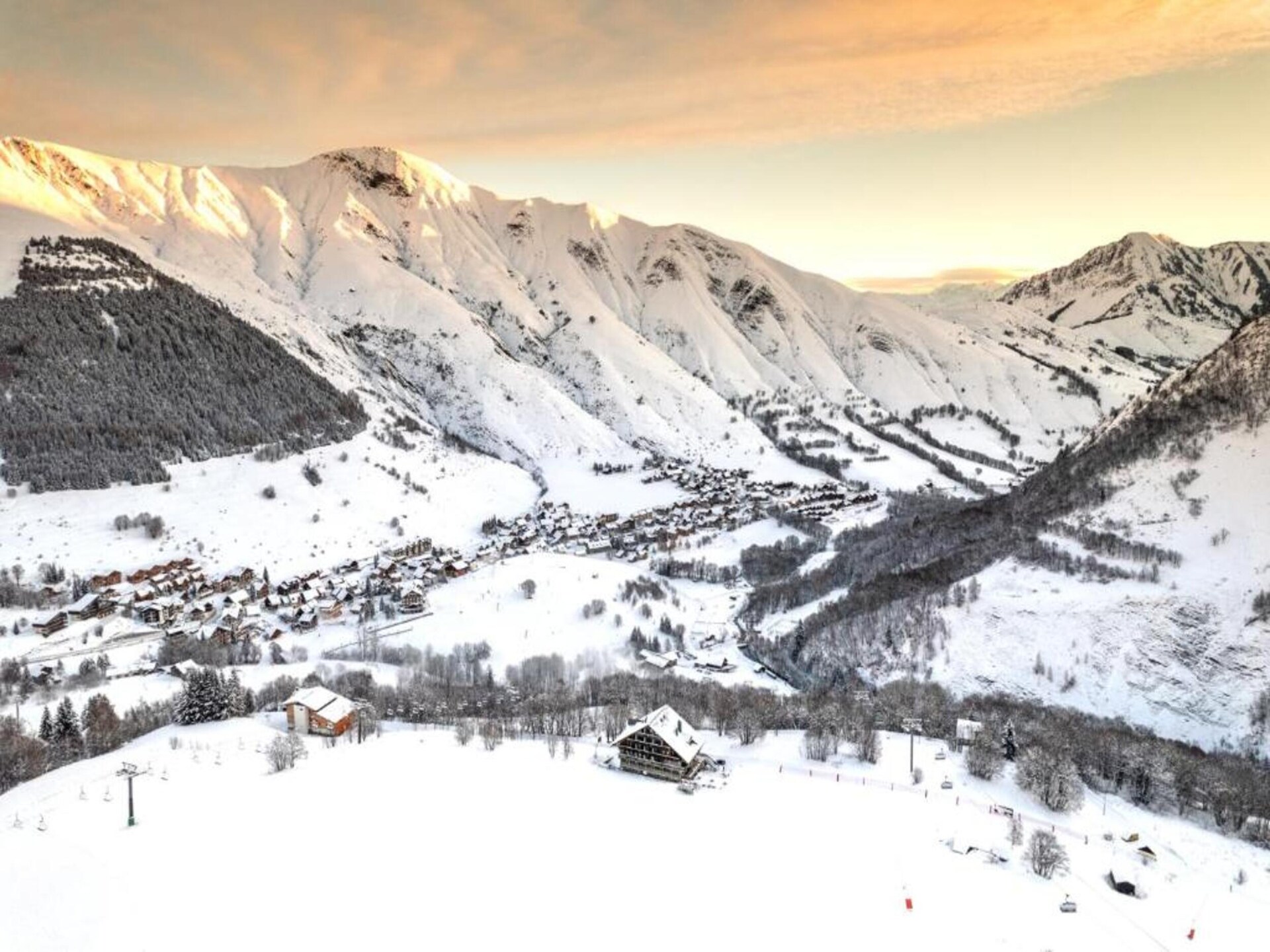 Knus appartement aan de piste in St. Sorlin d'Arves met zwembad - foto 34