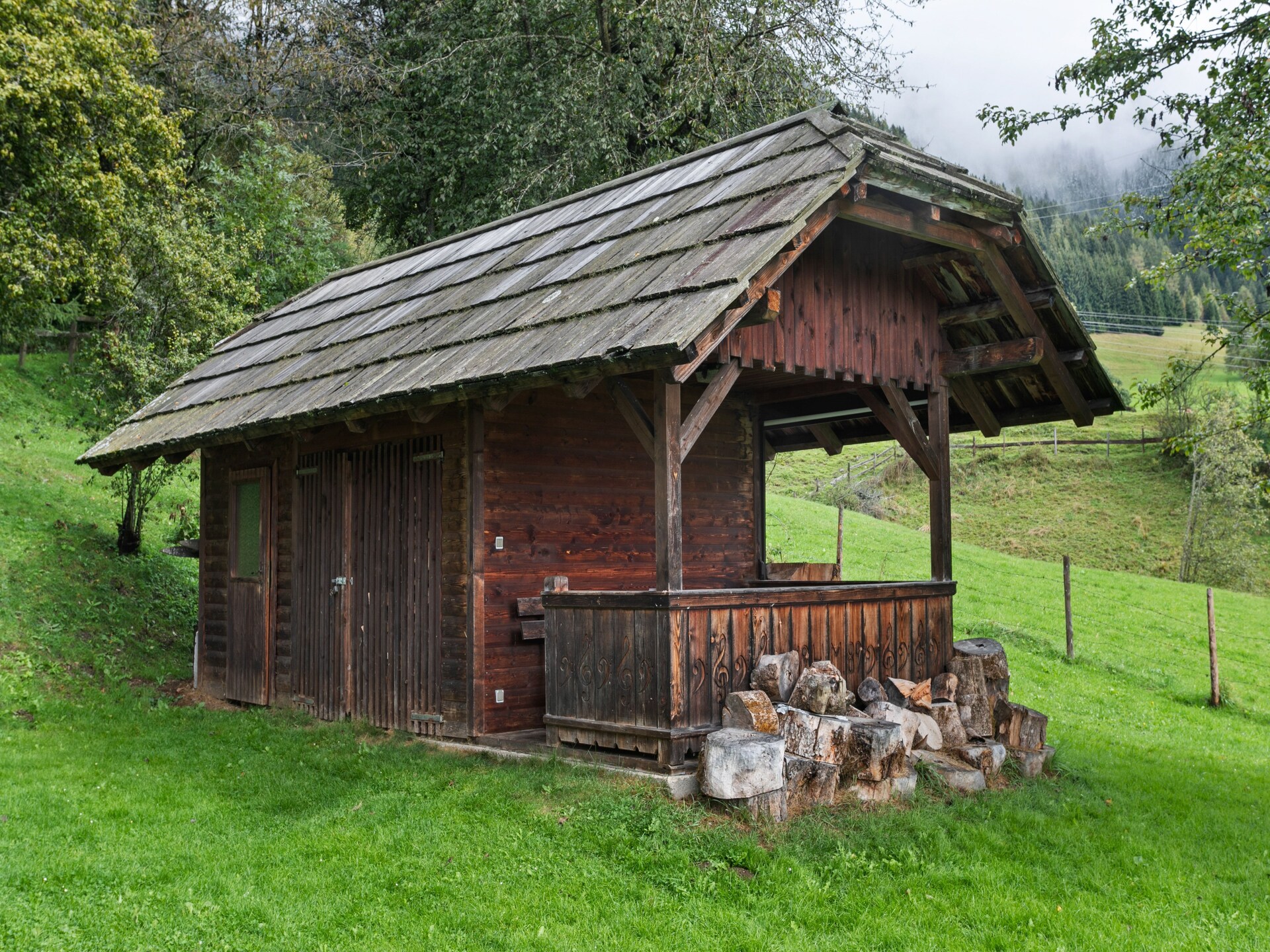 Authentiek 350 jaar oud houten huis in bosrijk Karinthië voor 5 personen - foto 6