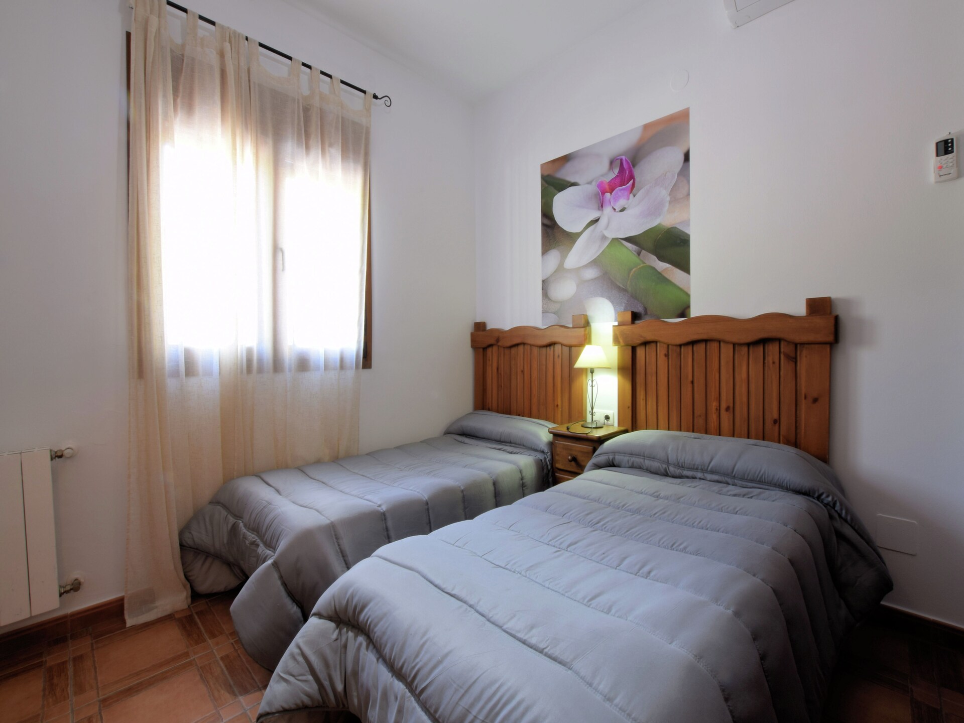 Ruime villa met privézwembad voor 12 personen in de bossen van Sayalonga - foto 17