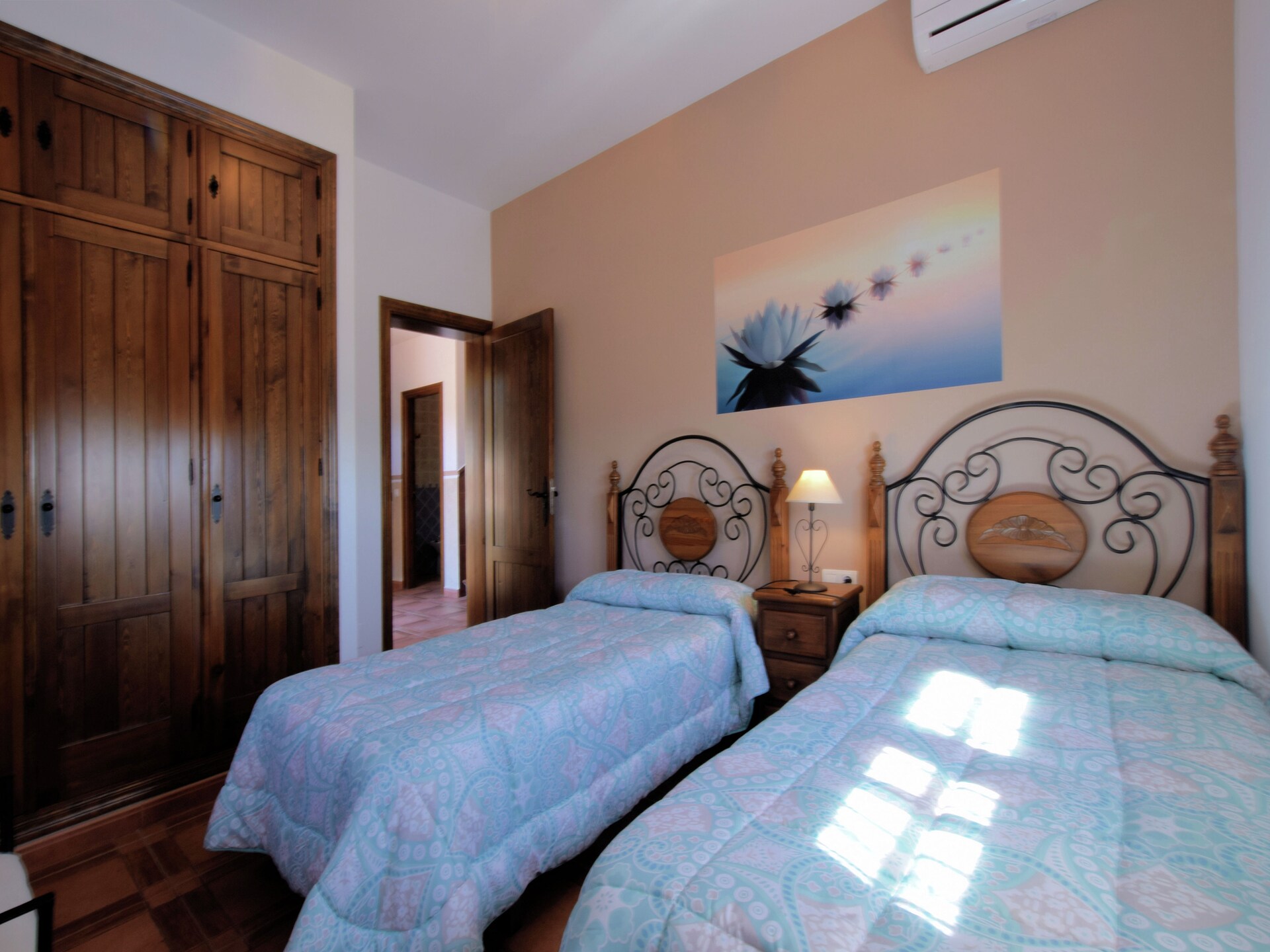 Ruime villa met privézwembad voor 12 personen in de bossen van Sayalonga - foto 19