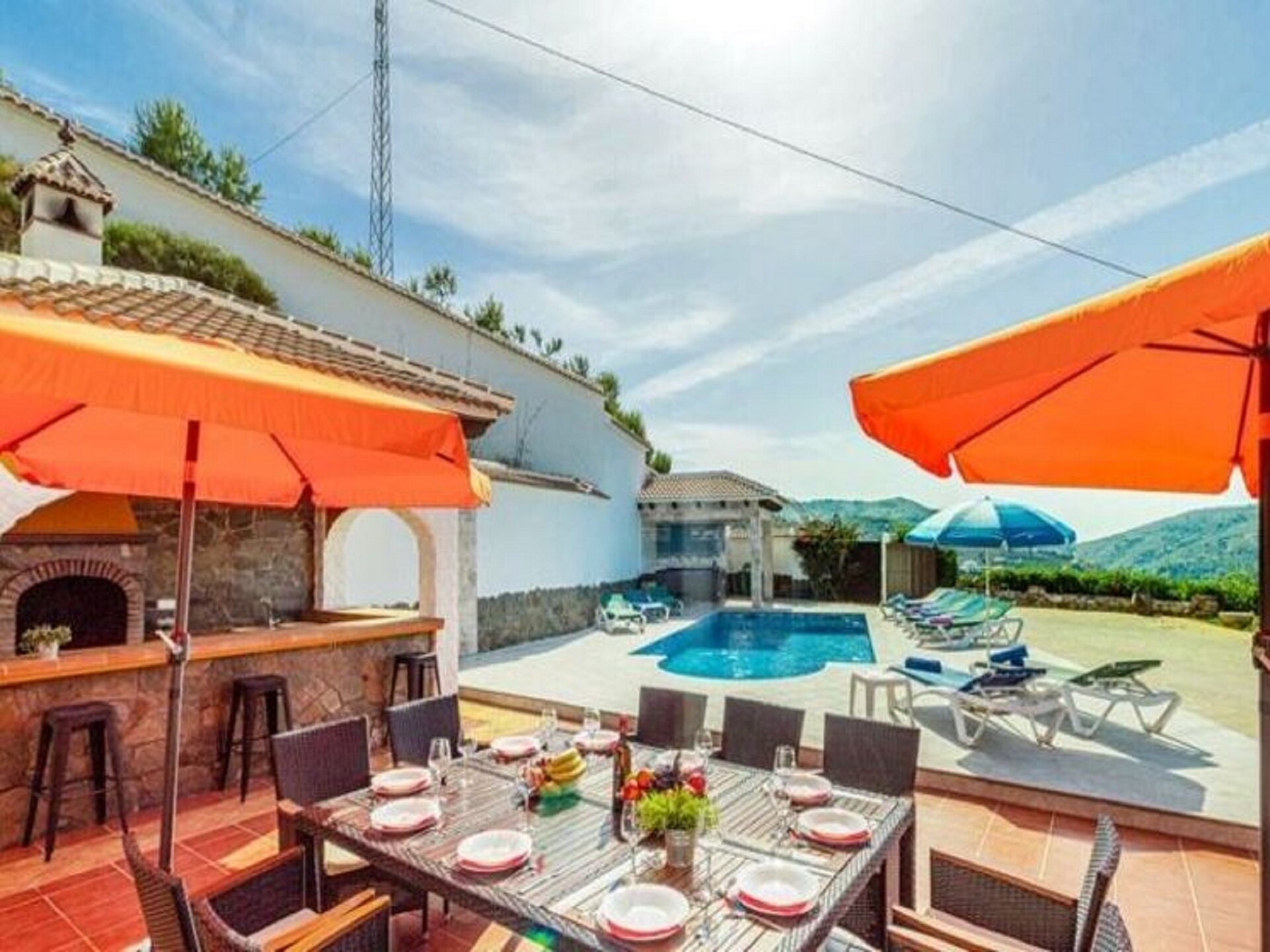 Ruime villa met privézwembad voor 12 personen in de bossen van Sayalonga - foto 25