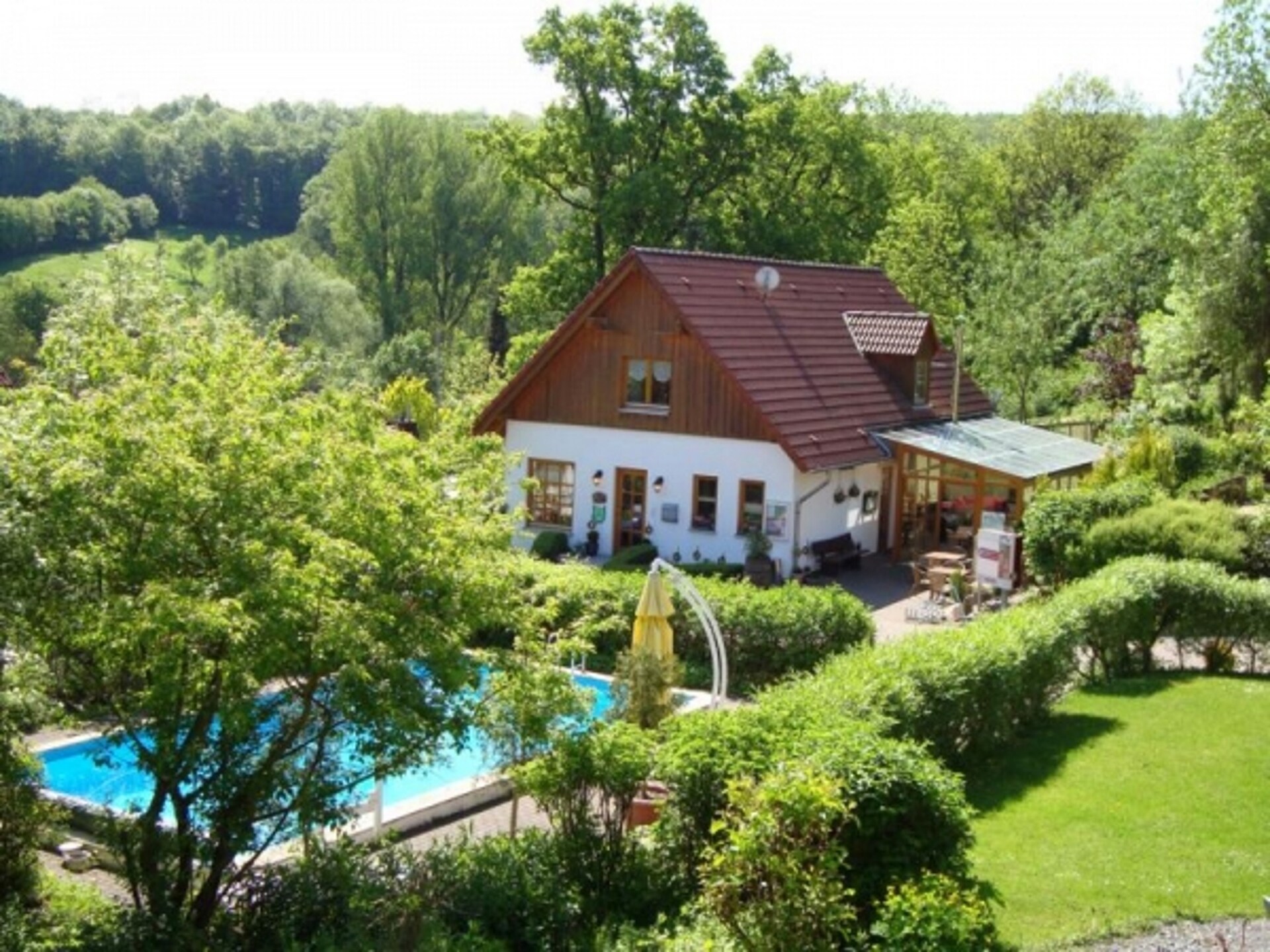 Ruim vakantiehuis voor 7 in het Teutoburgerwoud, direct aan het bos - foto 9