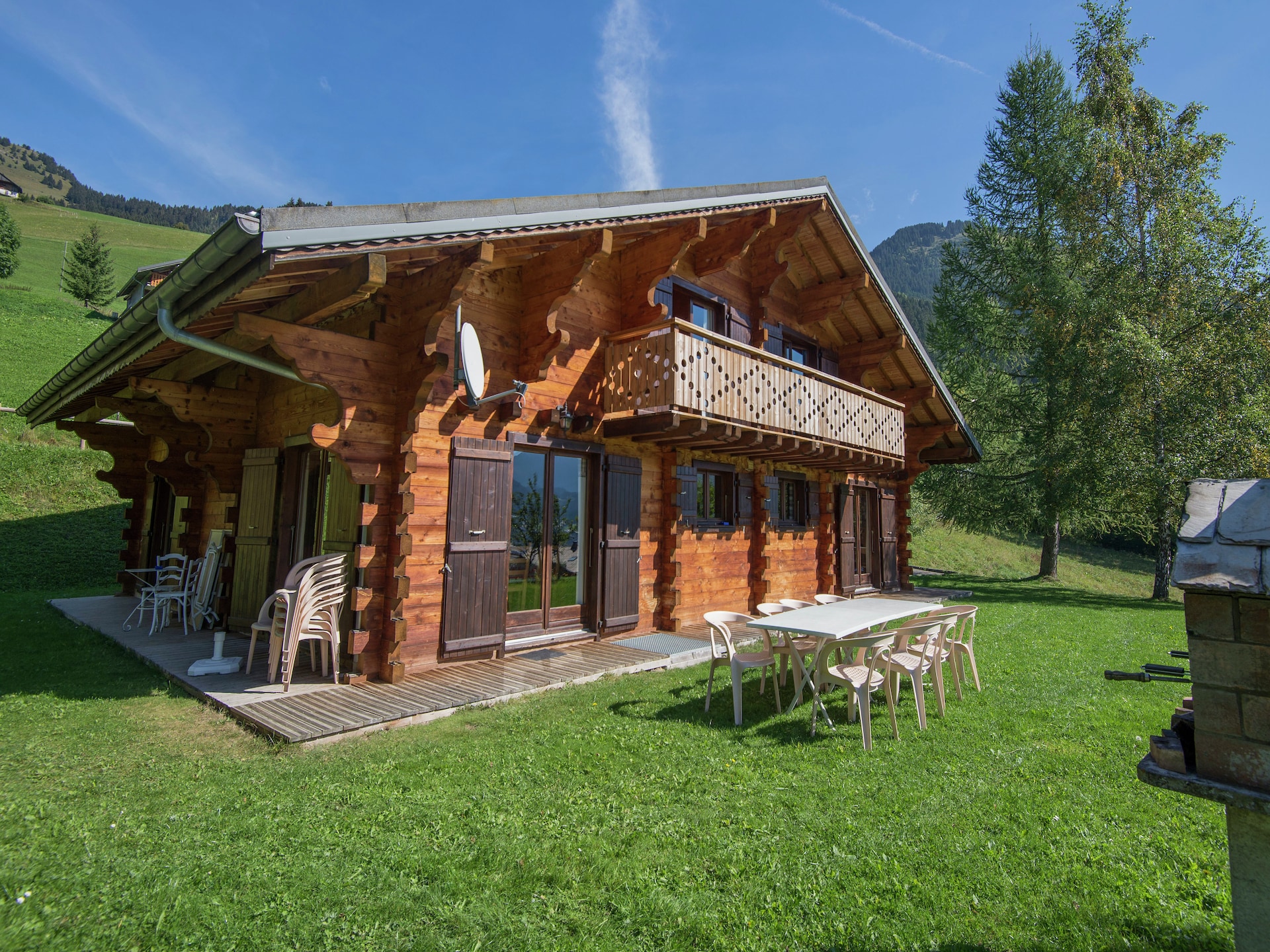 Op 1 km van het centrum: Ruim chalet voor 15 personen in Châtel - foto 2