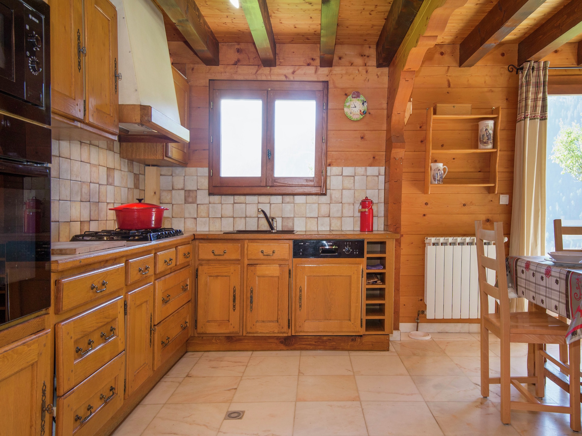 Op 1 km van het centrum: Ruim chalet voor 15 personen in Châtel - foto 10