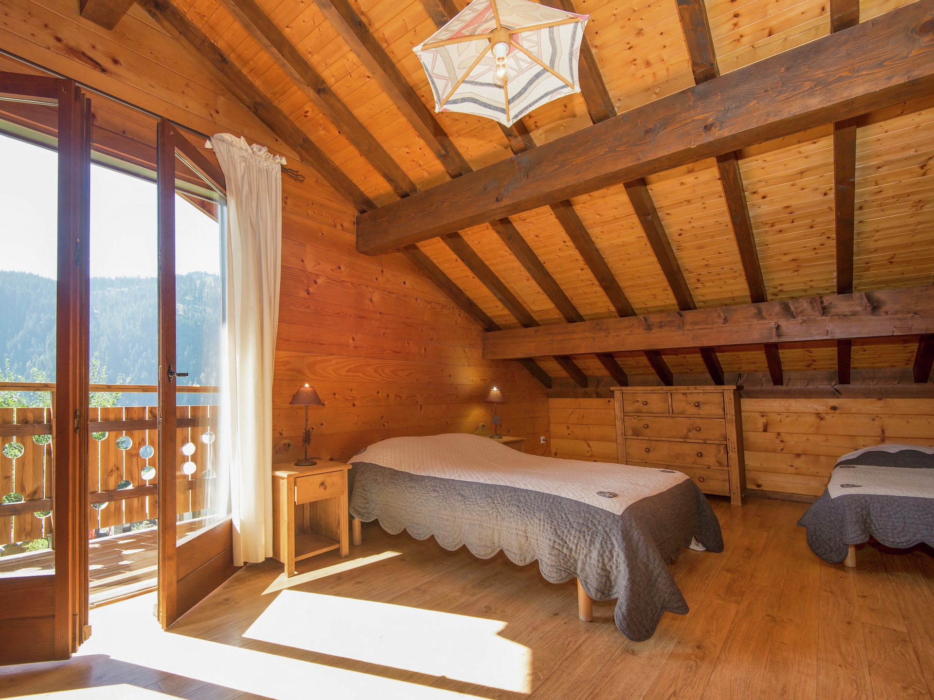Op 1 km van het centrum: Ruim chalet voor 15 personen in Châtel - foto 19