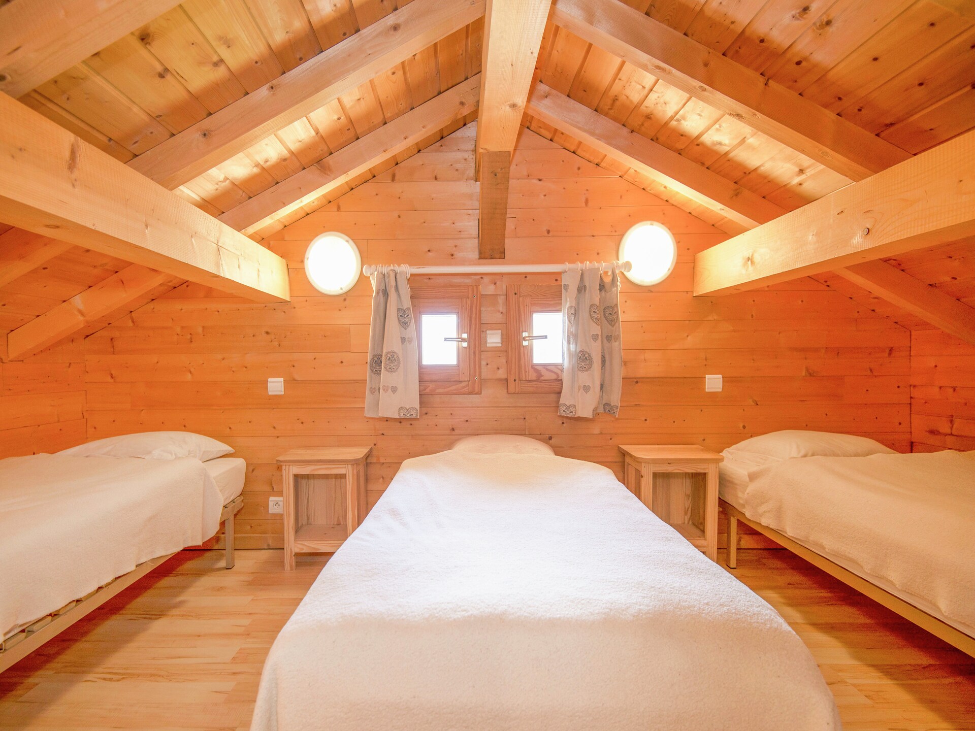 Chalet Le Nid Zut: Vrijstaand chalet in het bos op 200m van de skilift in Châtel - foto 15
