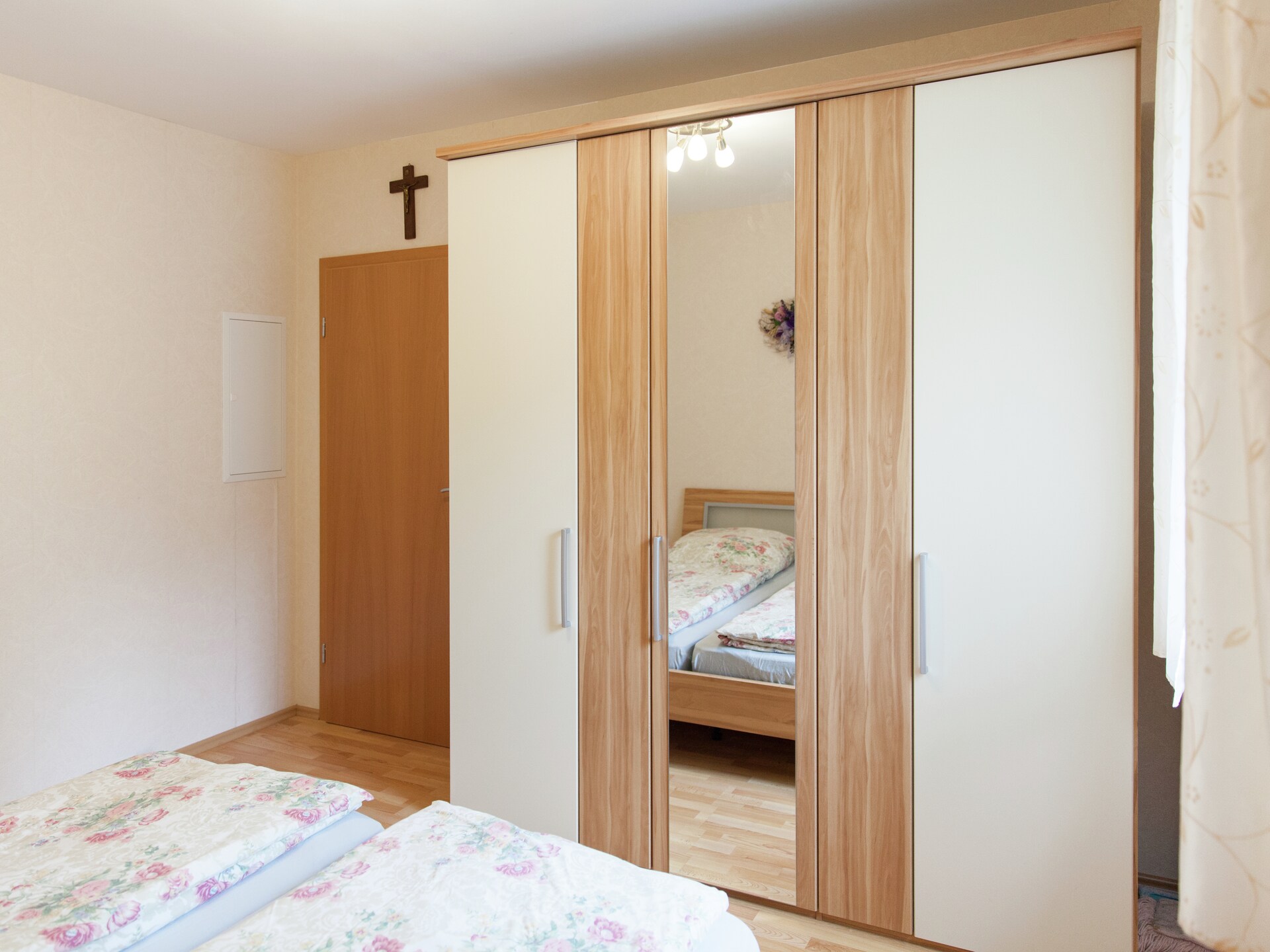 Luxueus passiefhuis in bosrijk Merschbach met terras aan de beek - foto 16