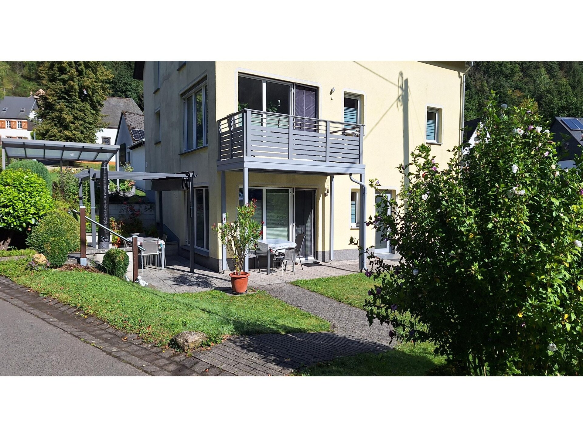 Luxueus passiefhuis in bosrijk Merschbach met terras aan de beek - foto 22