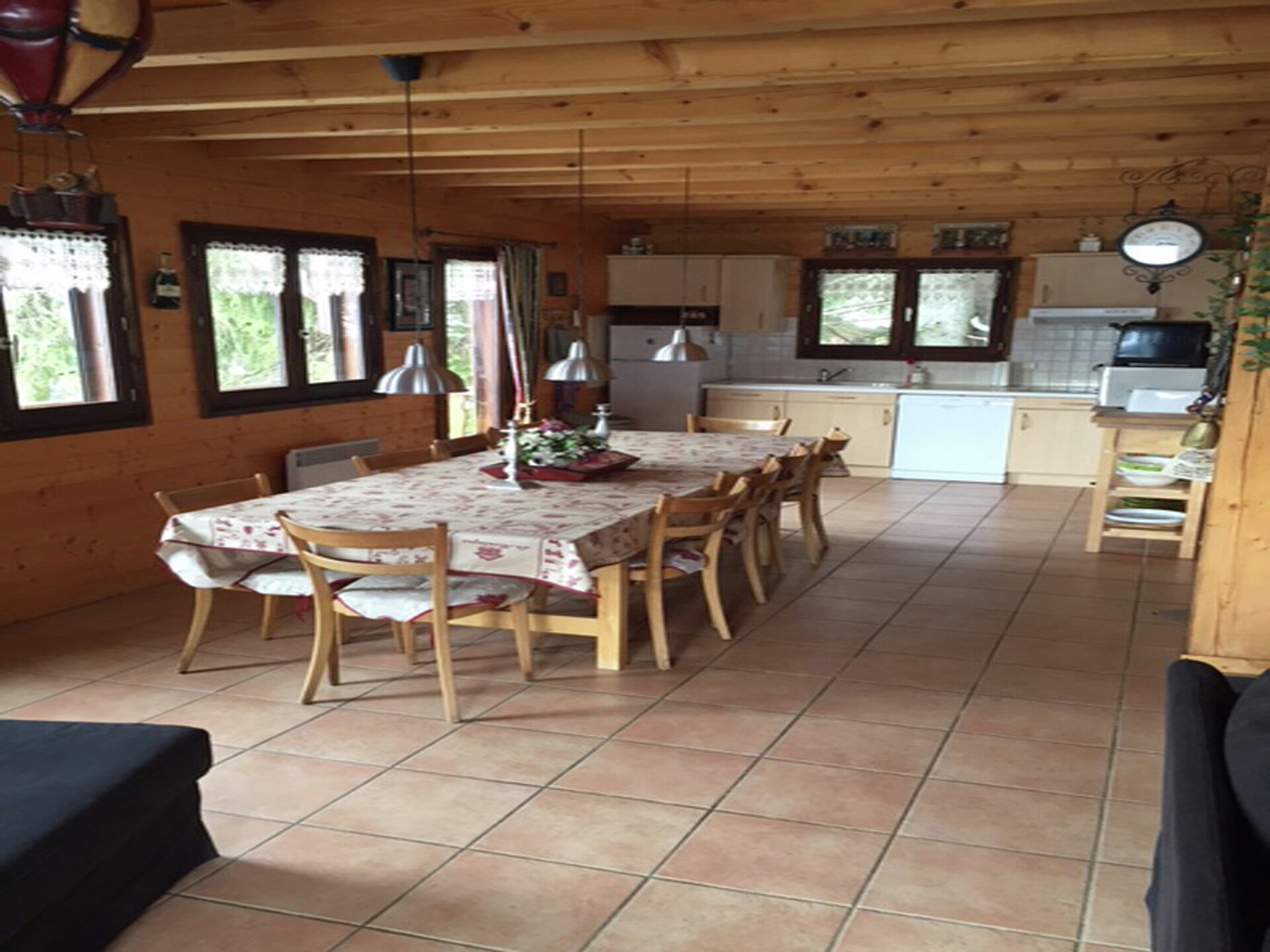 Vrijstaand chalet voor 10 personen met sauna op 300m van de skilift in Les Gets - foto 4