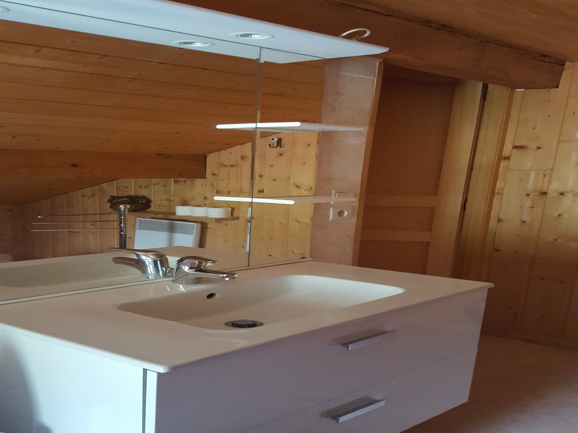 Vrijstaand chalet voor 10 personen met sauna op 300m van de skilift in Les Gets - foto 11