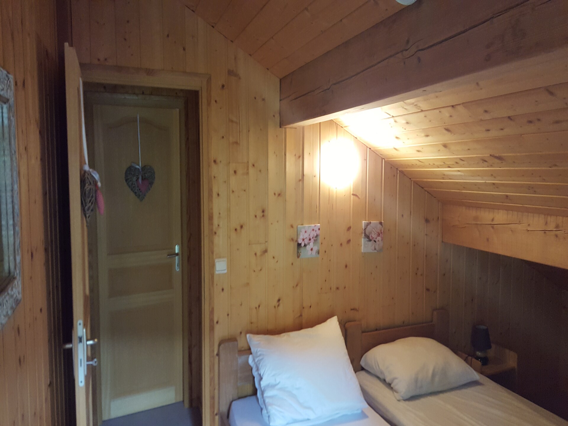Vrijstaand chalet voor 10 personen met sauna op 300m van de skilift in Les Gets - foto 8