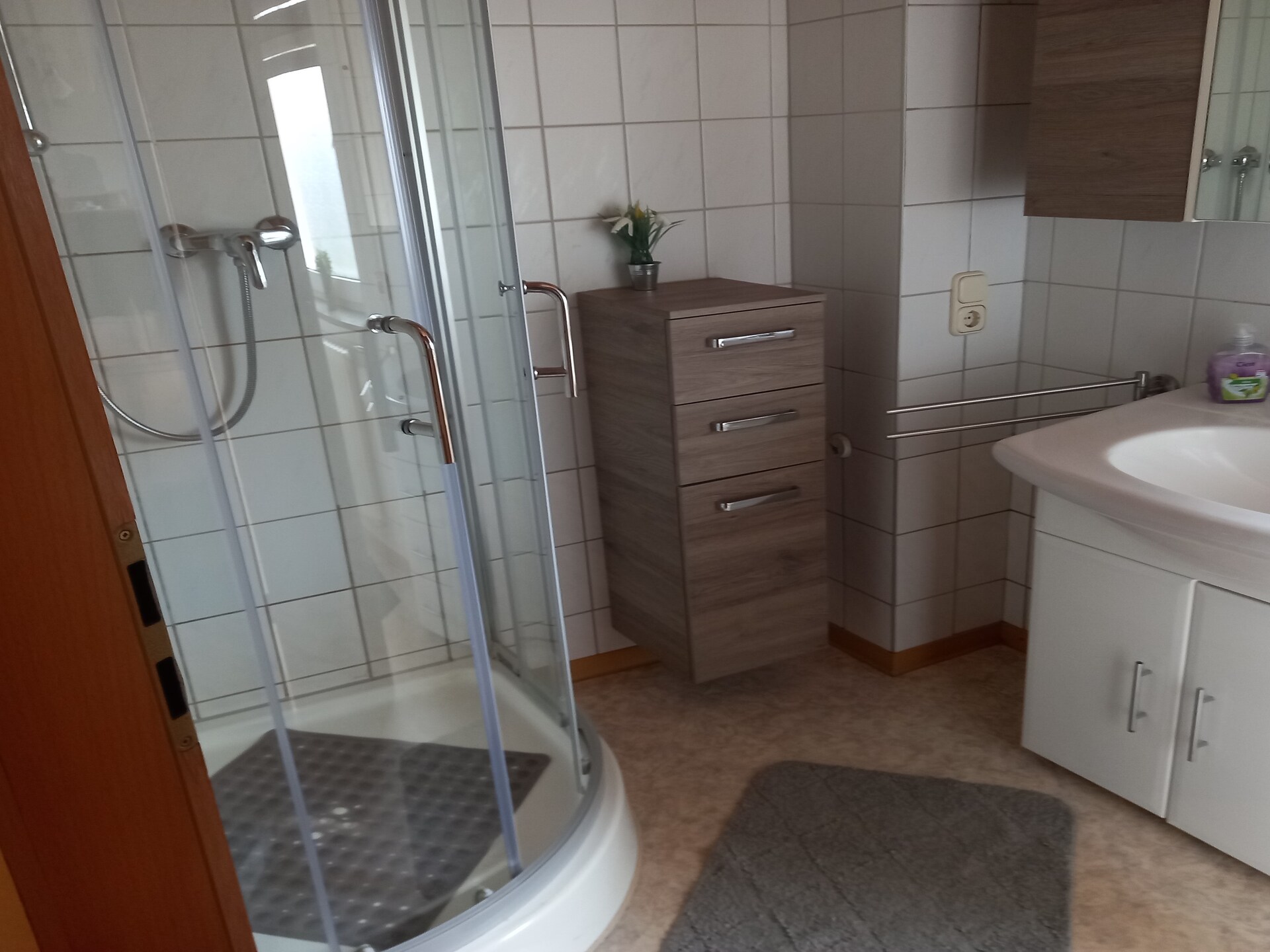 Ruim 10-persoons appartement met tuin en BBQ nabij Diemelsee en bos - foto 22