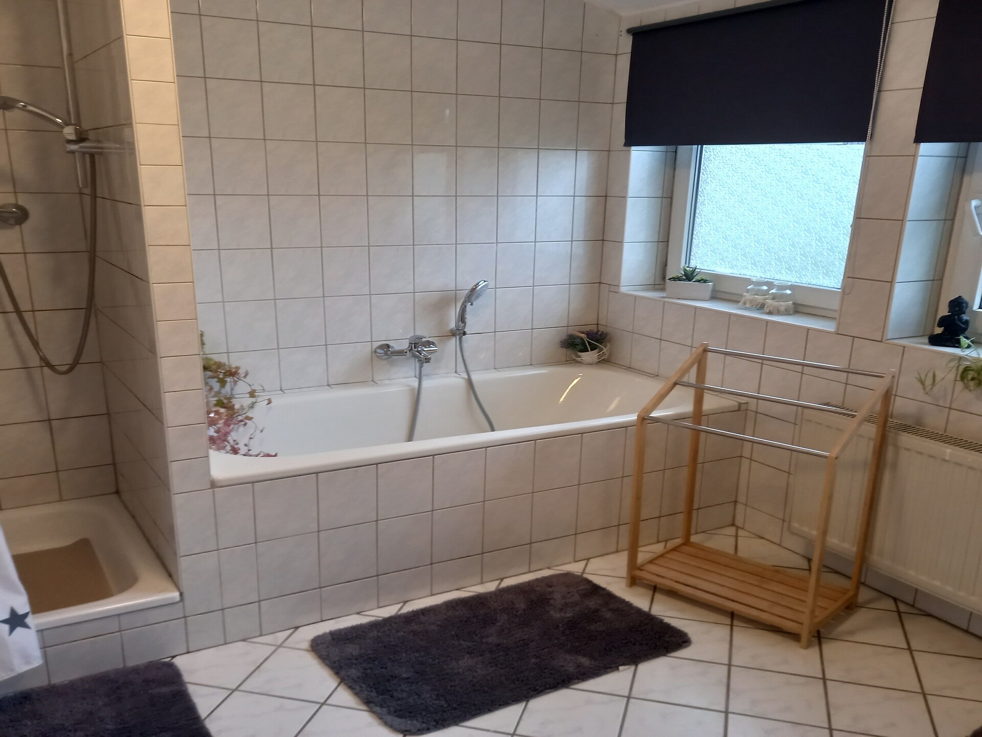 Ruim 10-persoons appartement met tuin en BBQ nabij Diemelsee en bos - foto 8