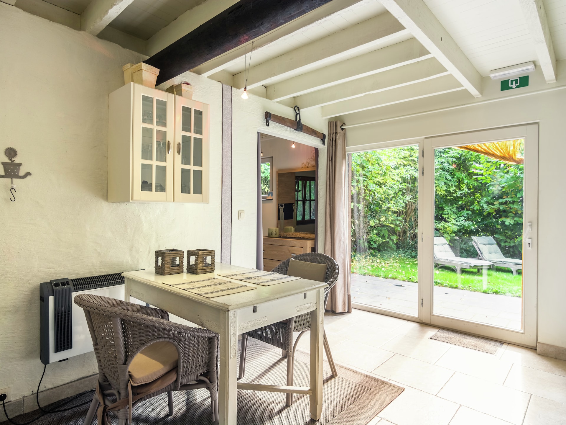 Op 1 km van het centrum: knus 2-persoons vakantiehuis in Zedelgem - foto 10