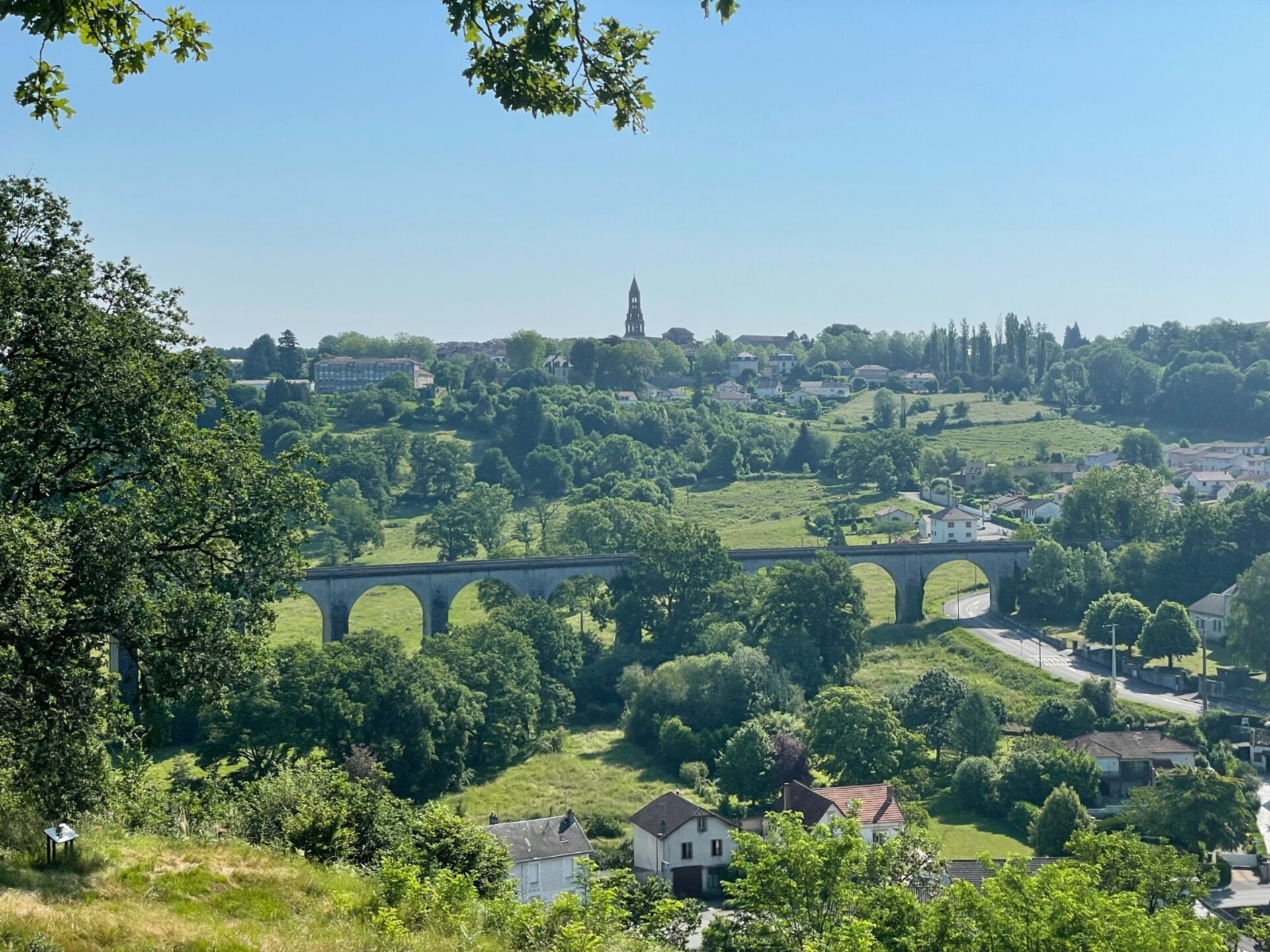 Landhuis La Marguerite met zwembad en uitzicht op de Vienne-vallei - foto 35