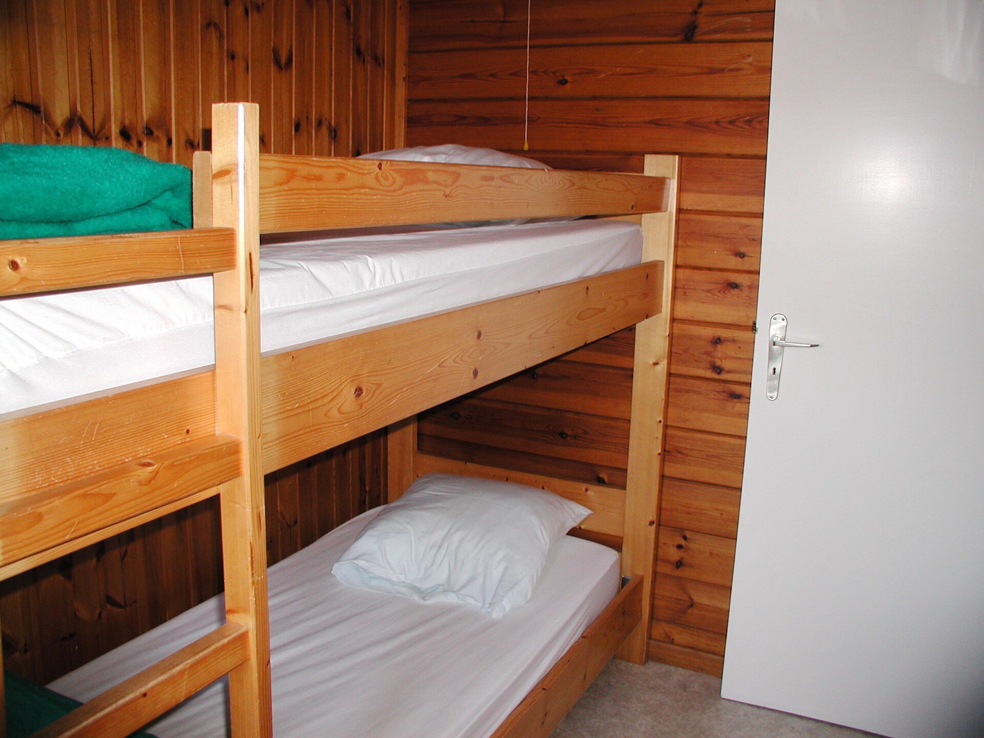 Gezellig houten bungalow voor 6 personen in bosrijk Jupille - foto 13