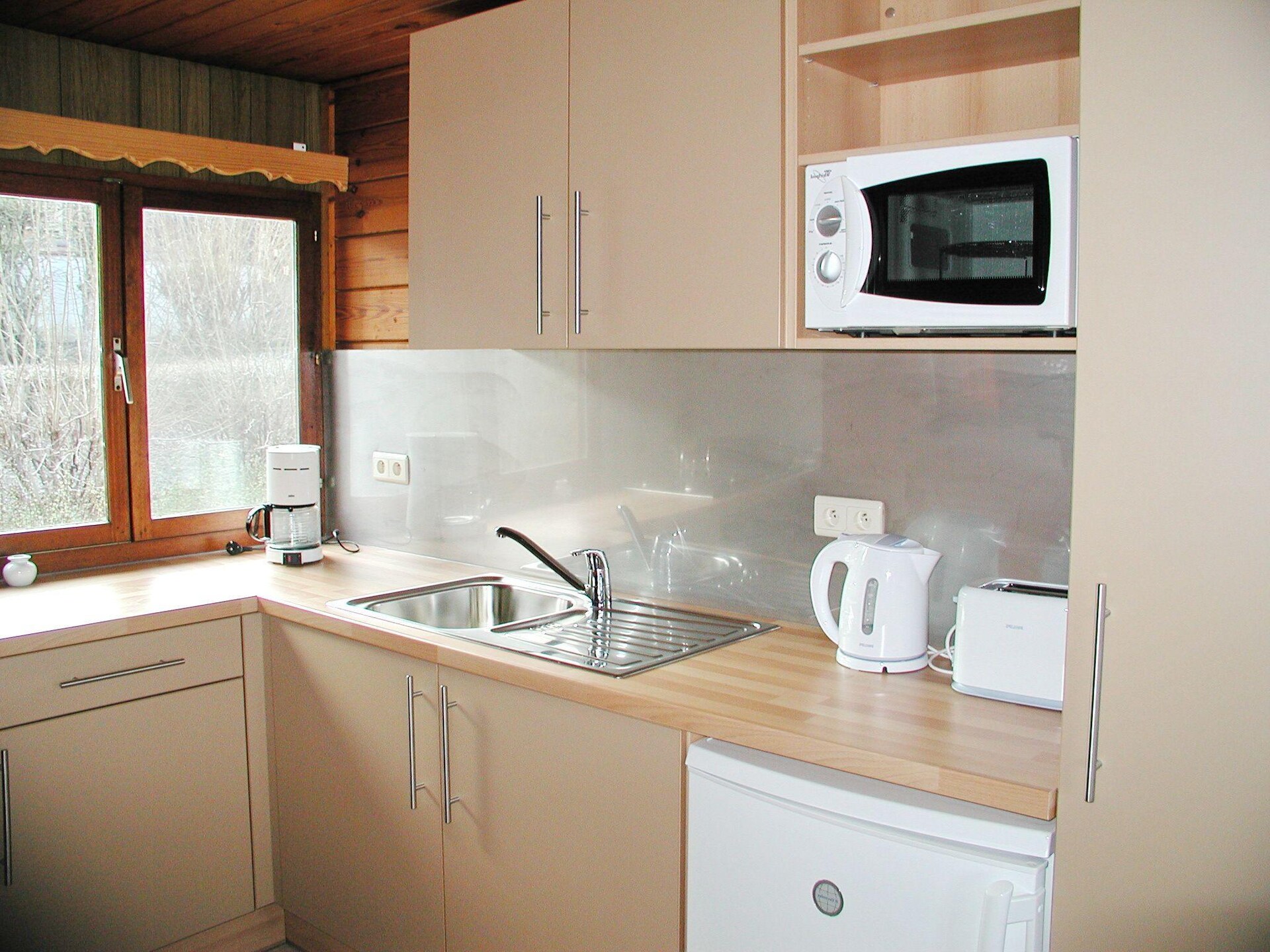 Gezellig houten bungalow voor 6 personen in bosrijk Jupille - foto 12