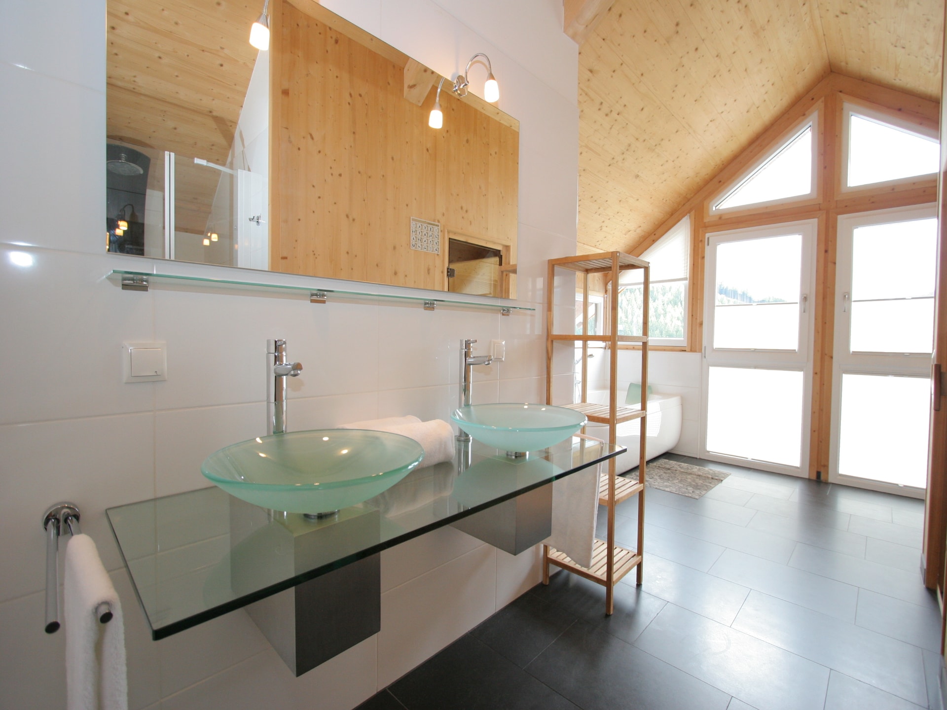 Aan de piste: Luxe chalet Quadrifoglio in centrum Hohentauern - foto 12