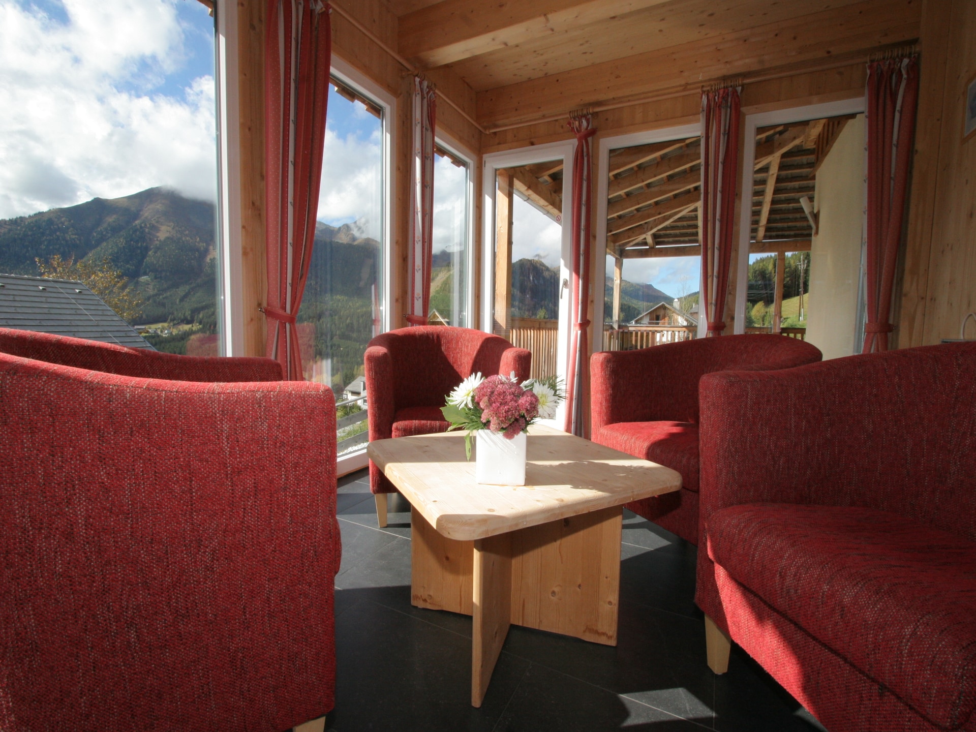 Aan de piste: Luxe chalet Quadrifoglio in centrum Hohentauern - foto 11