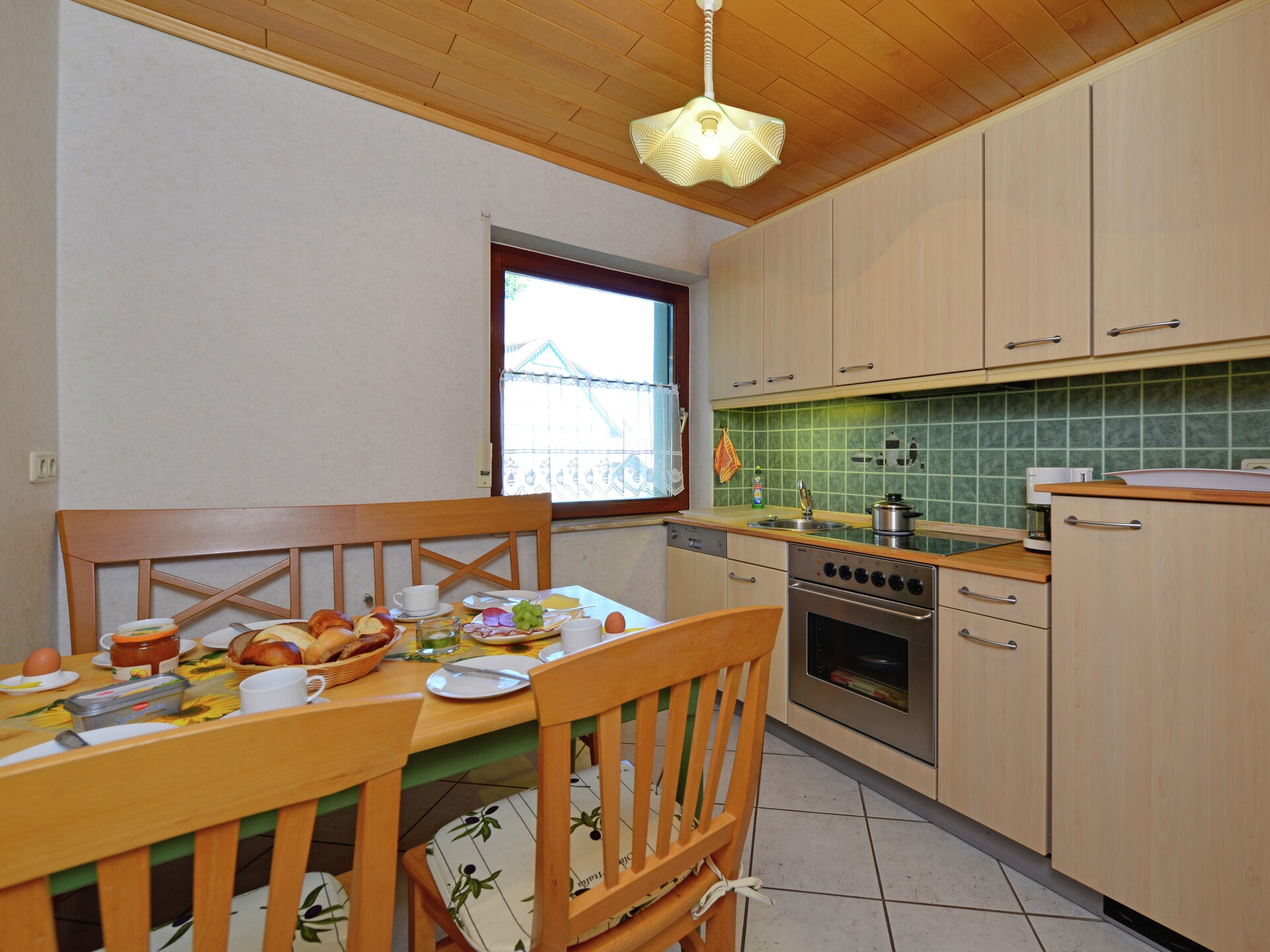 Licht appartement in voormalige dorpsschool aan de bosrand bij Willingen - foto 4