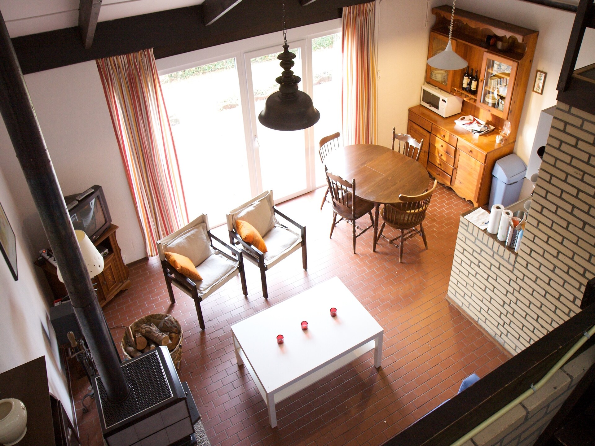 Vrijstaand vakantiehuis aan de bosrand bij het drielandenpunt - foto 12