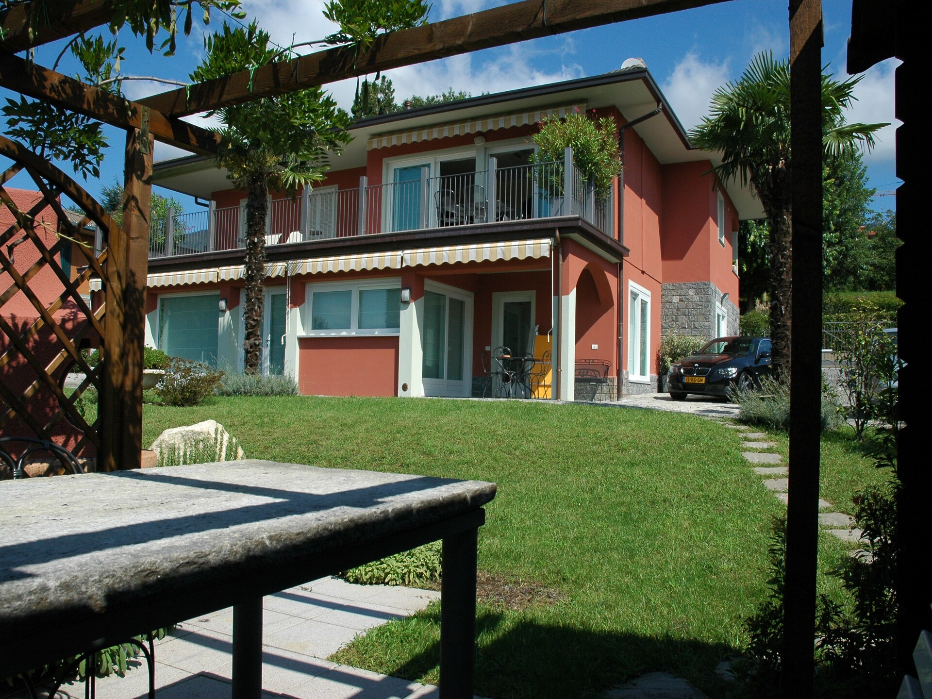 Bosrijke villa met tuin bij het Meer van Varese - foto 8