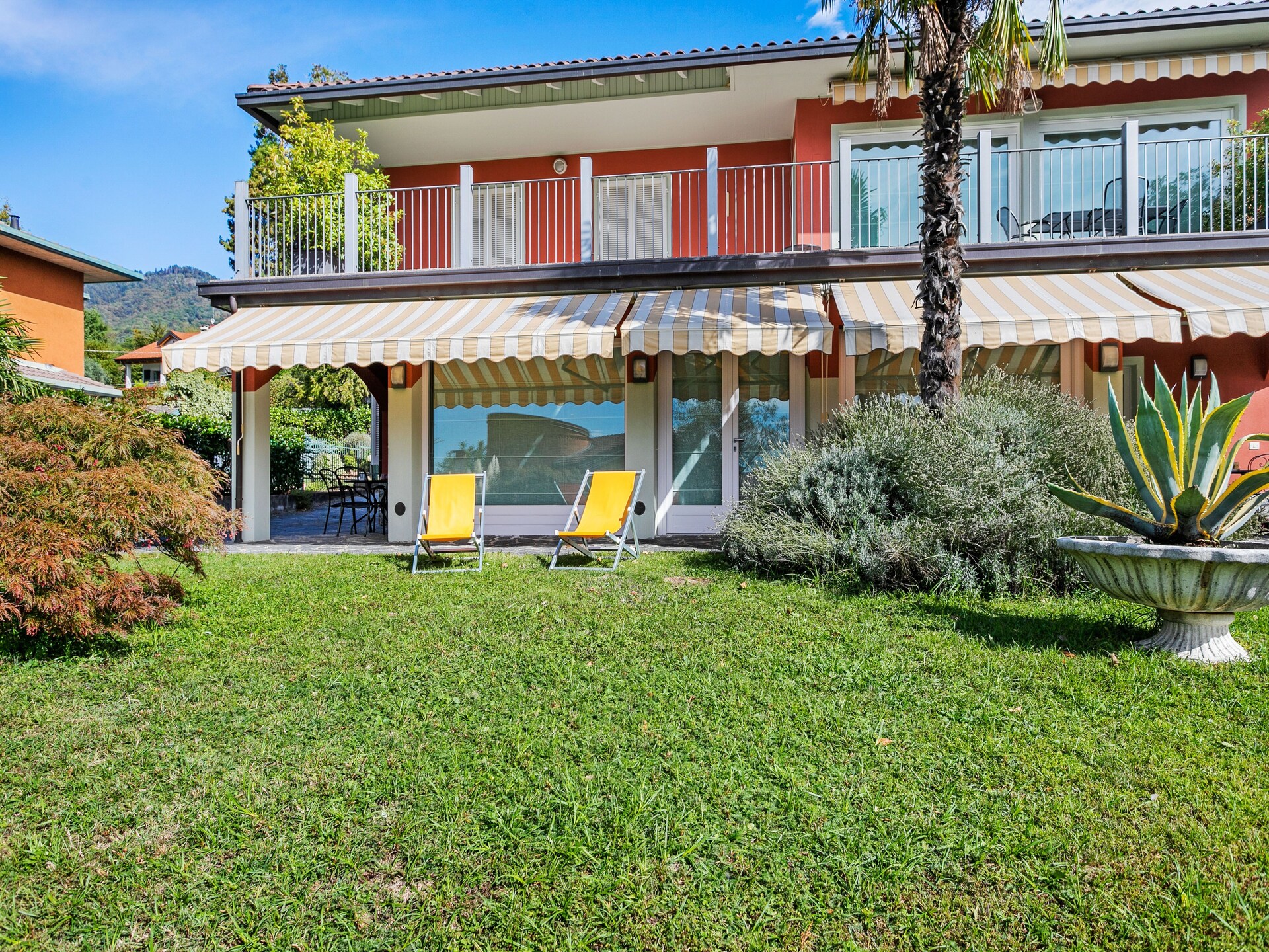 Bosrijke villa met tuin bij het Meer van Varese - foto 7