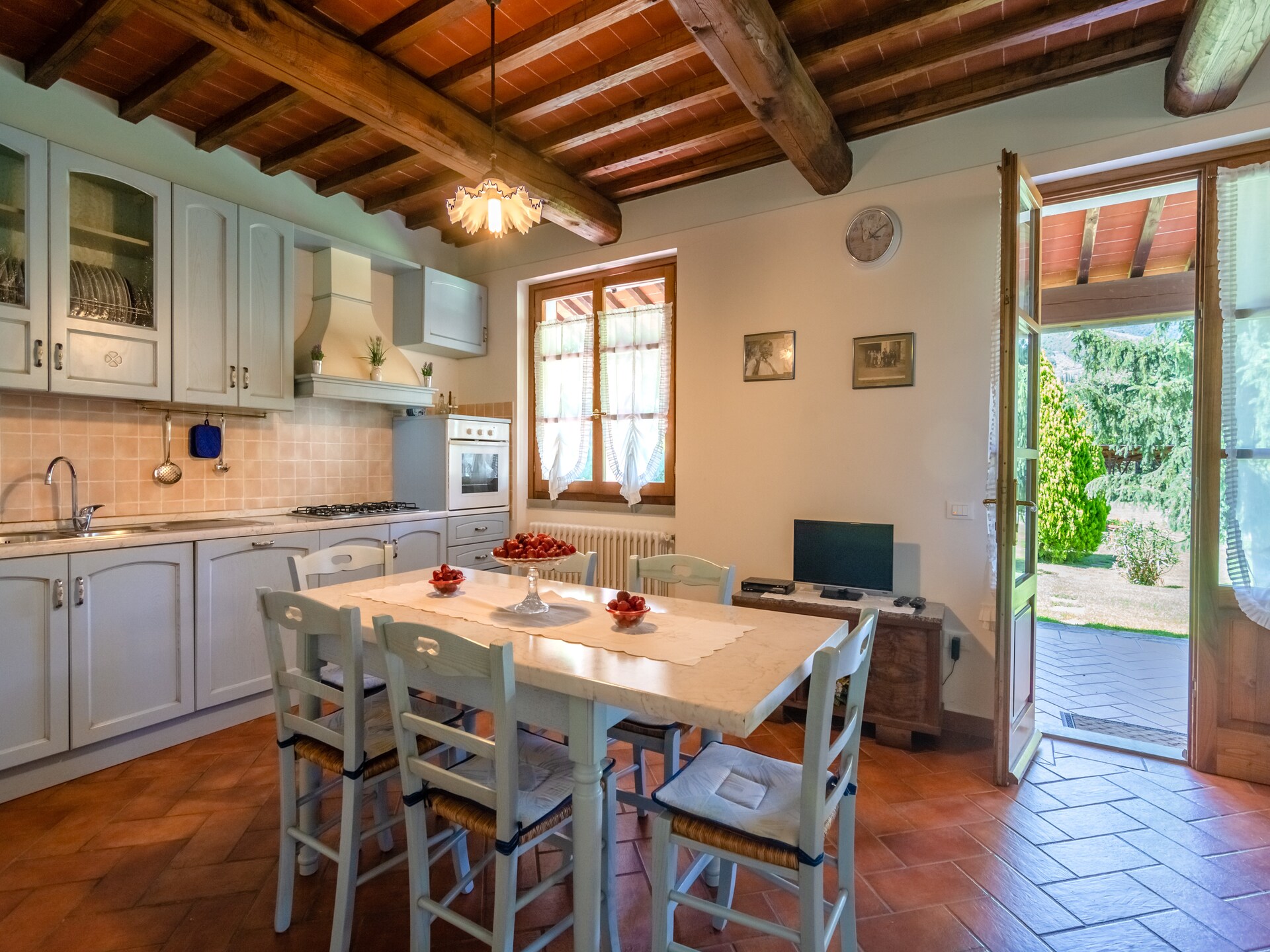 Authentieke Toscaanse boerderij met panoramisch zwembad bij Castiglion Fiorentino - foto 35