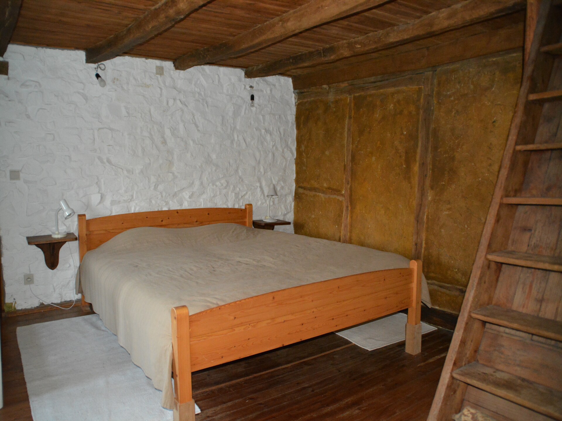6-persoons vakantiehuis met open haard en tuin in Roumont - foto 36