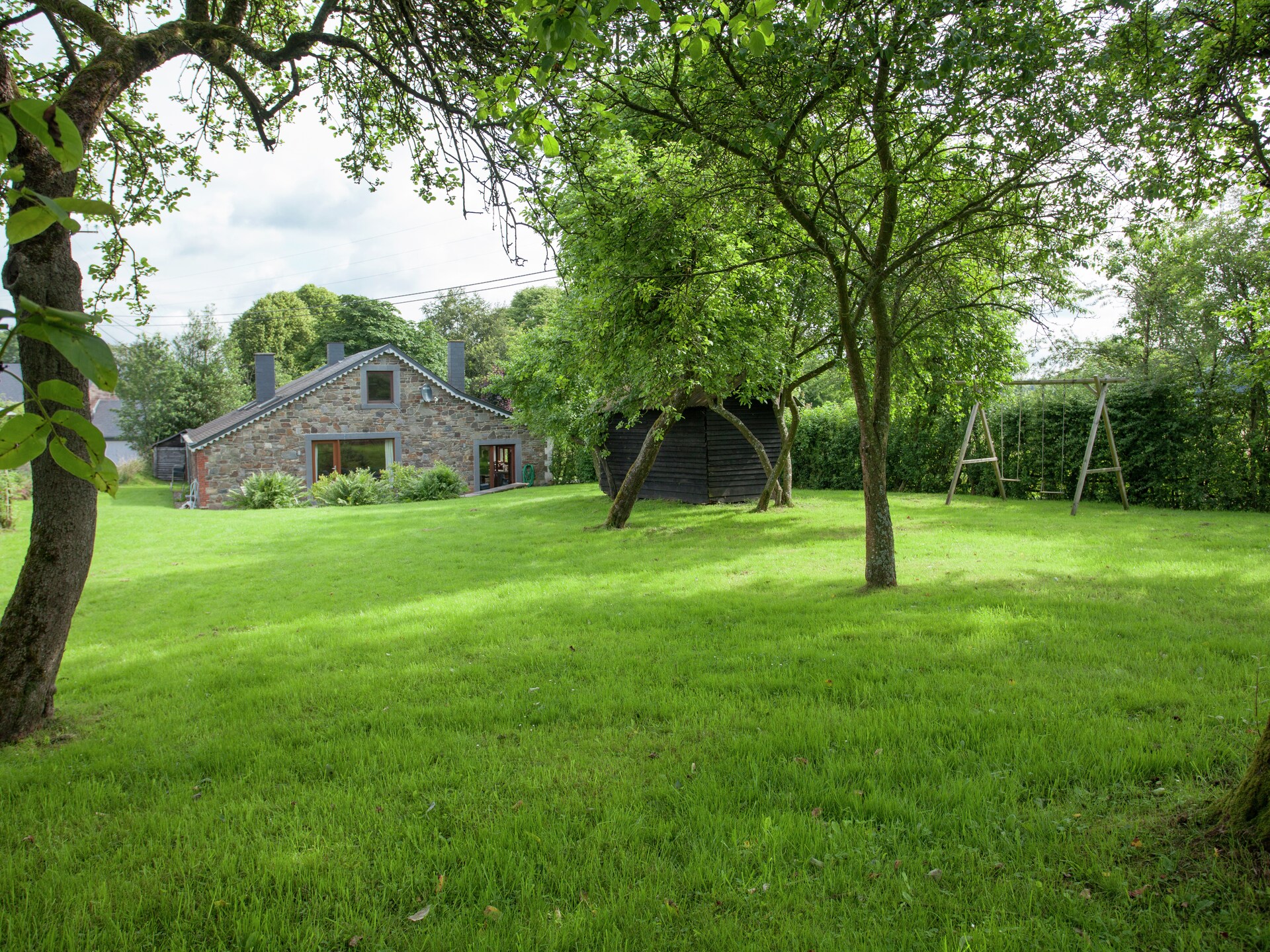 6-persoons vakantiehuis met open haard en tuin in Roumont - foto 26