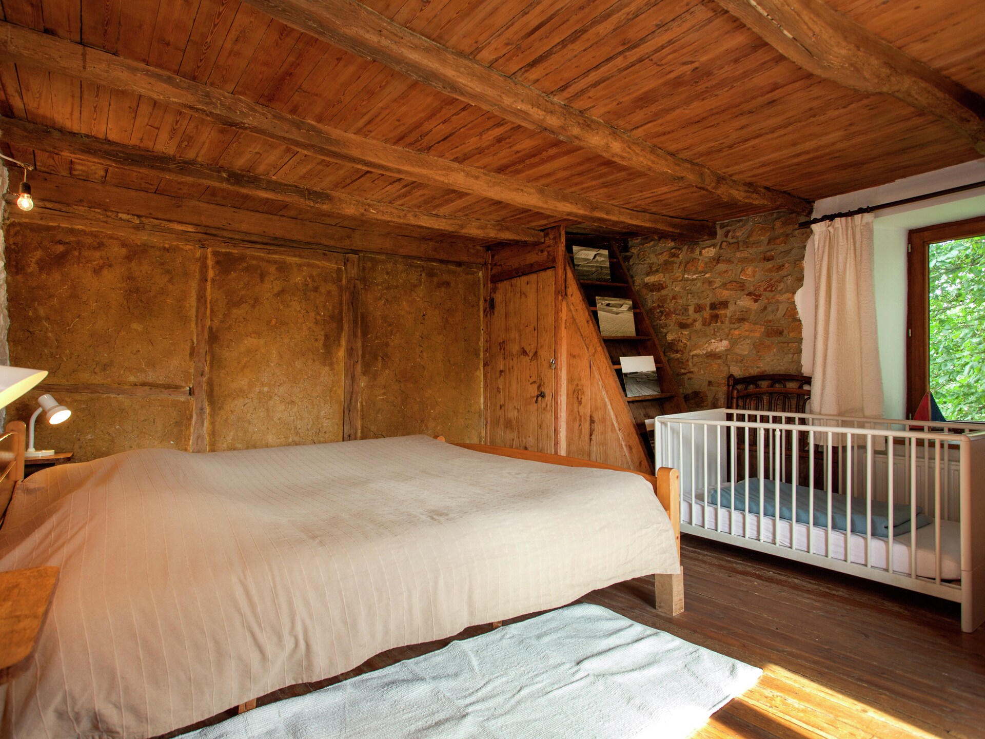 6-persoons vakantiehuis met open haard en tuin in Roumont - foto 13