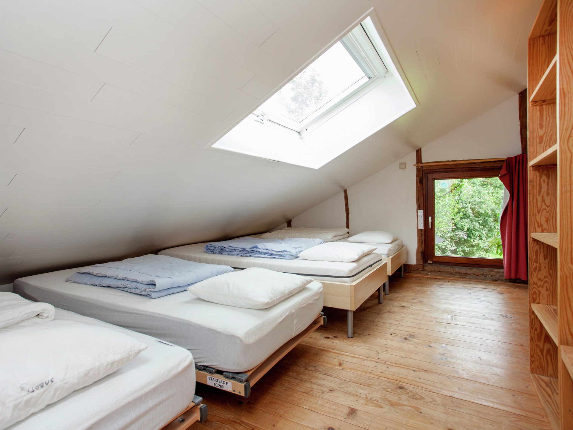 6-persoons vakantiehuis met open haard en tuin in Roumont - foto 17