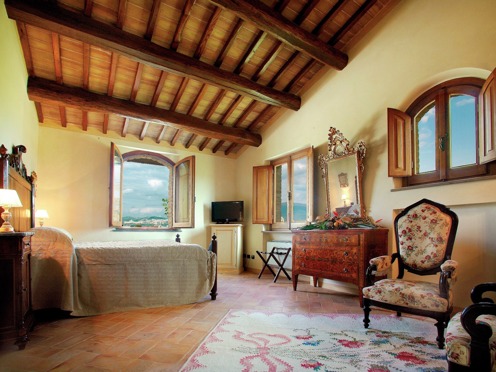 Landhuis Villa Angeli met privézwembad en uitzicht op Assisi - foto 17