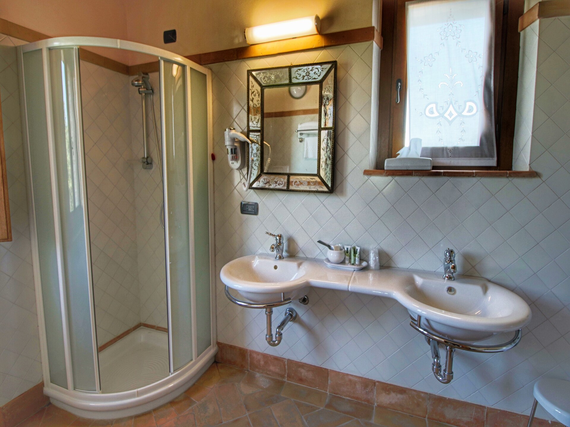 Landhuis Villa Angeli met privézwembad en uitzicht op Assisi - foto 18