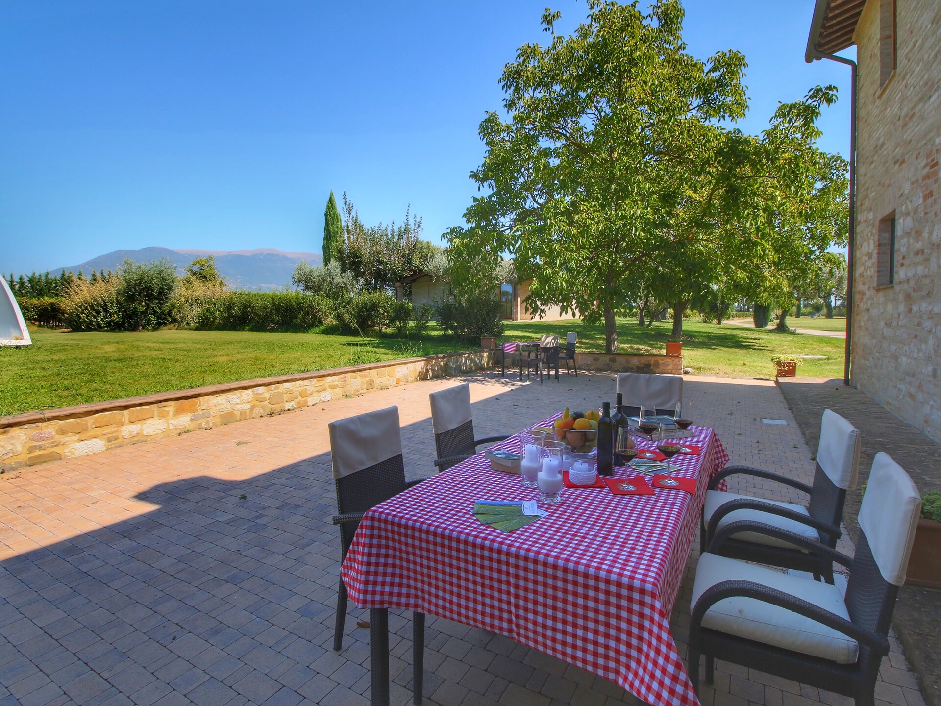 Landhuis Villa Angeli met privézwembad en uitzicht op Assisi - foto 24