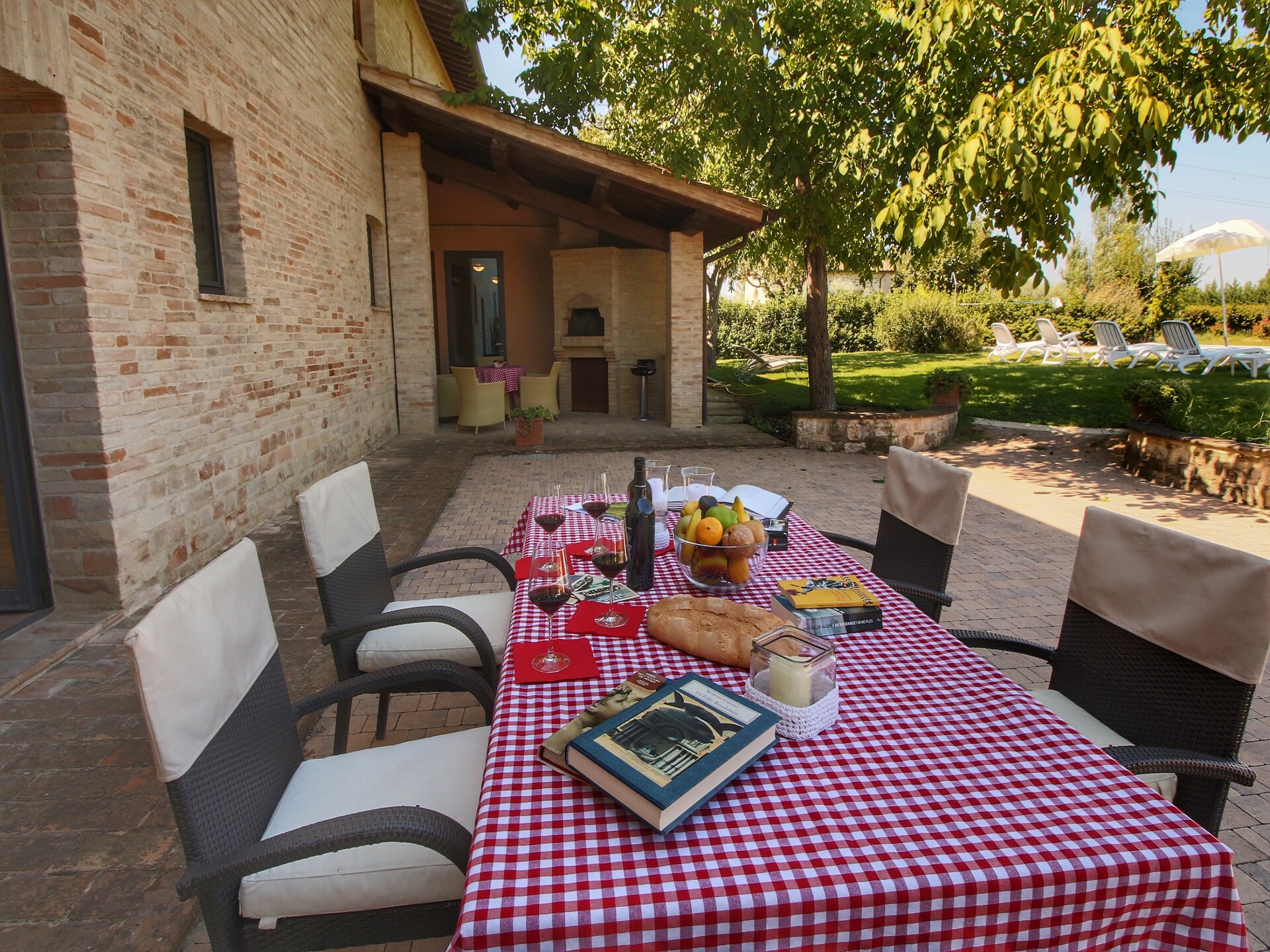 Landhuis Villa Angeli met privézwembad en uitzicht op Assisi - foto 23