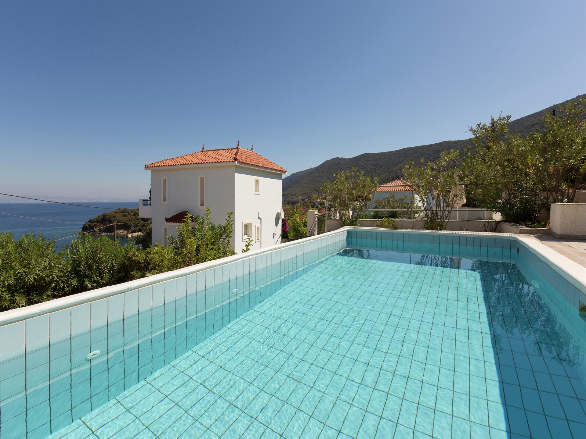 Villa Vasiliki: vrijstaand bosverblijf met privézwembad op 300m van zee - foto 34